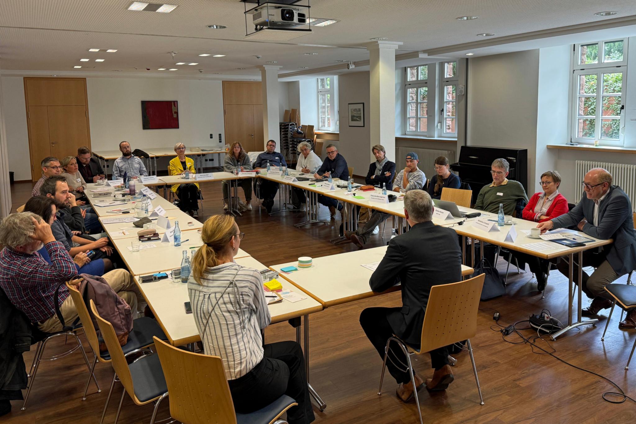 Solidaritätsnetz_Auftakt im BKT: Akteure der unterschiedlichen Projekte