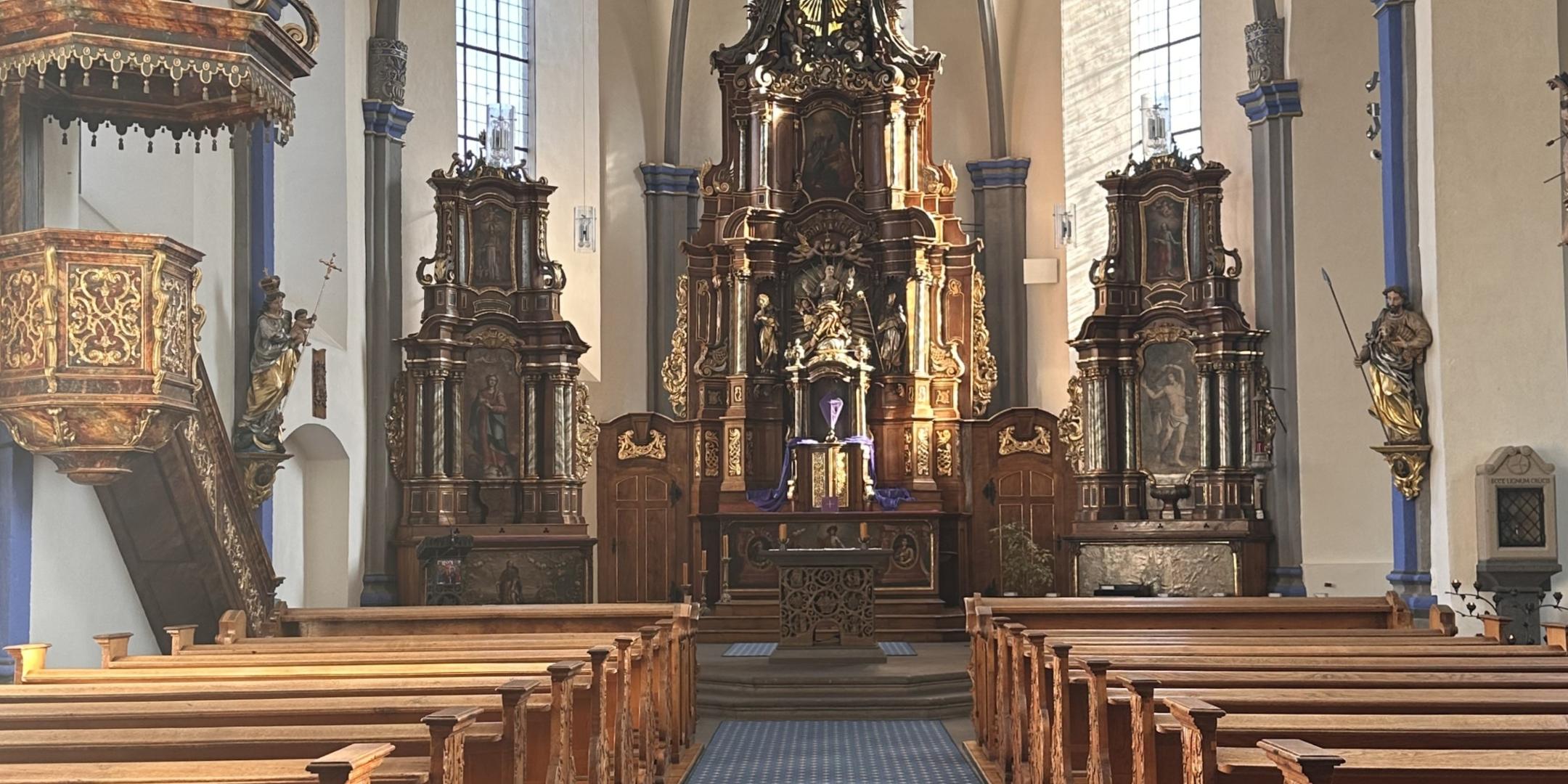 St. Marien BadBreisig innen FotoJustine Friedsam