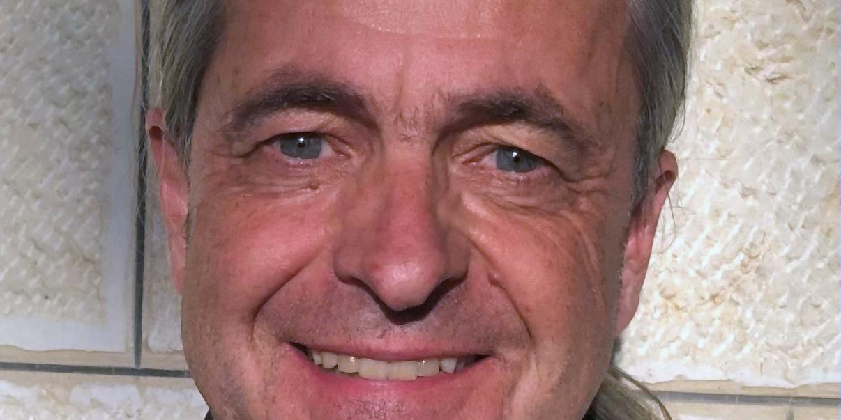 Ein Porträtfoto von Stephan Wahl in Nahaufnahme.