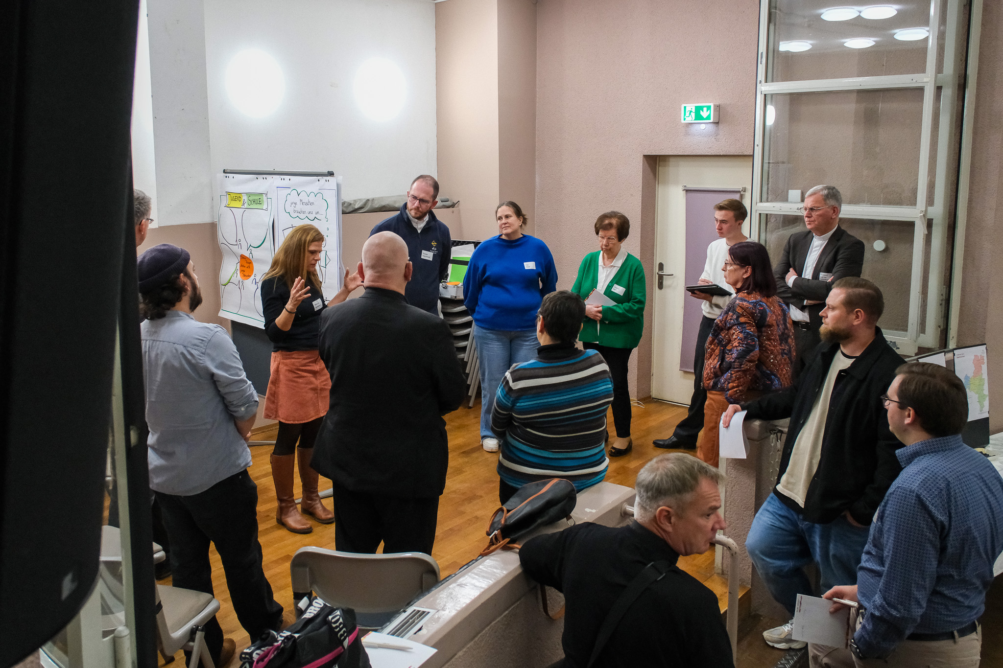 Bei der Synodalversammlung stellten sich die agilen Teams vor, die sich um spezifische Themen der Seelsorge kümmern.