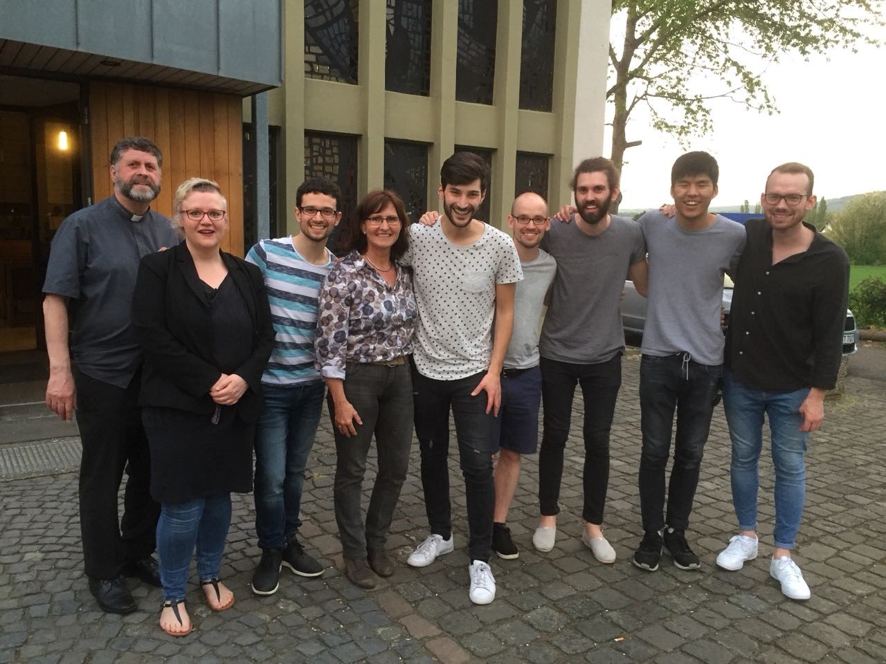 Akteur*innen der MusikkircheLive 2018 mit Pastor Heinz Christ und Seelsorgerin Margit Ebbecke.