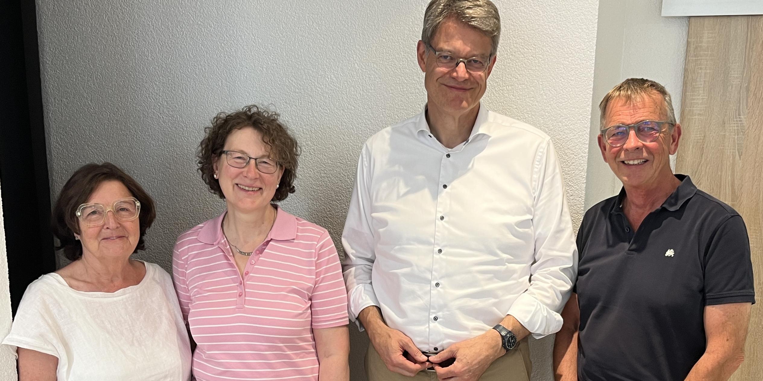 v.l.n.r.: Anne Basten, Ruth Mareien de Bueno, BM Patrick Schnieder, Andreas Luce