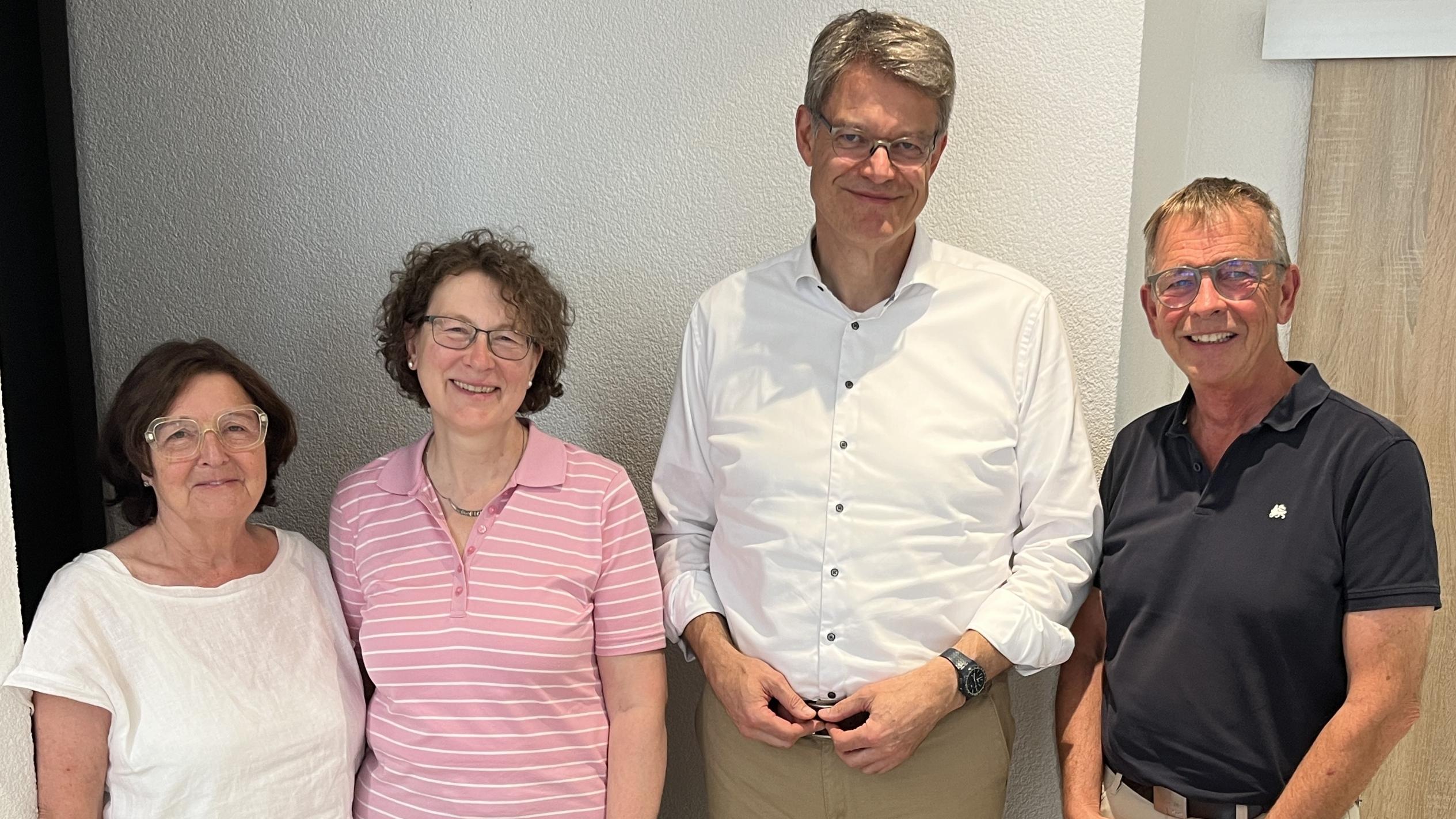 v.l.n.r.: Anne Basten, Ruth Mareien de Bueno, BM Patrick Schnieder, Andreas Luce