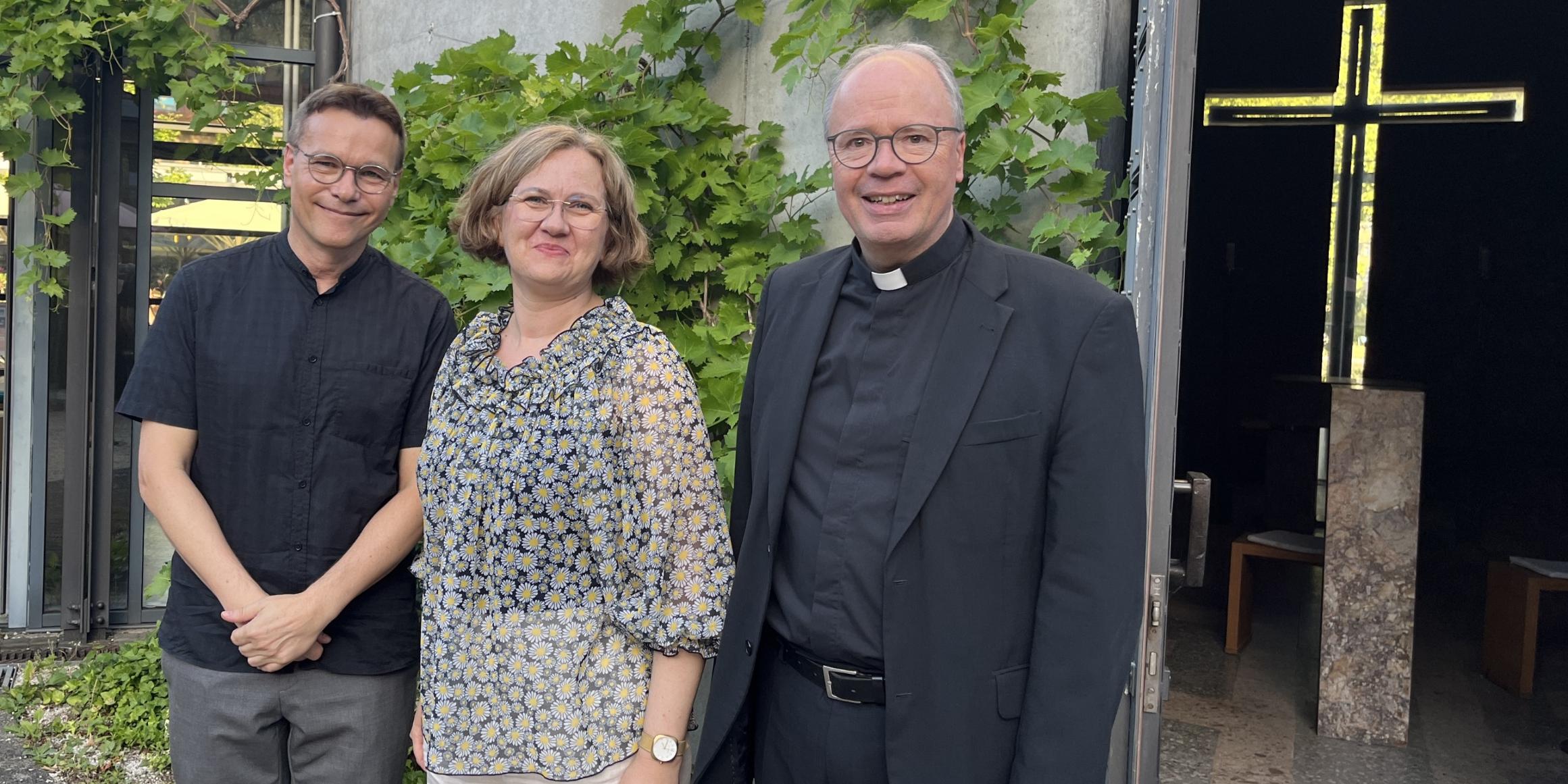 Prof. Dr. Udo Lehmann, Prof. Dr. Urszula Pękala und Bischof Stephan Ackermann (vlnr.)