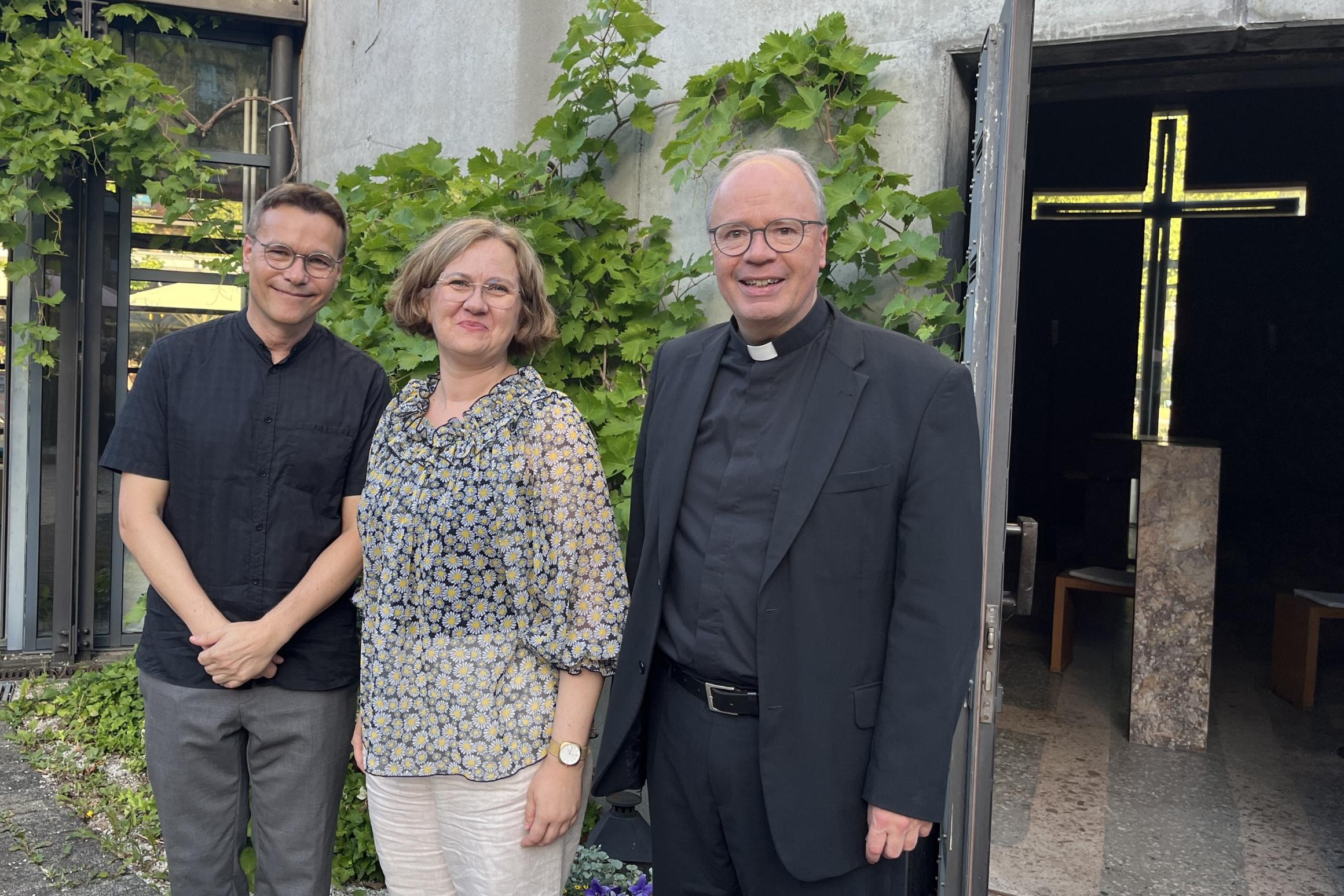 Prof. Dr. Udo Lehmann, Prof. Dr. Urszula Pękala und Bischof Stephan Ackermann (vlnr.)