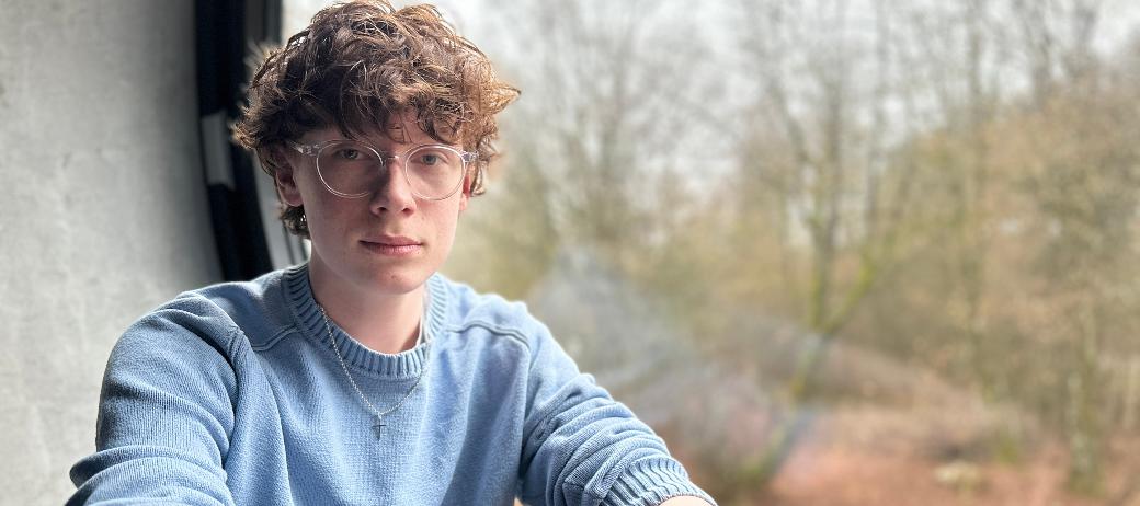 Arnim Lorentz sitzend