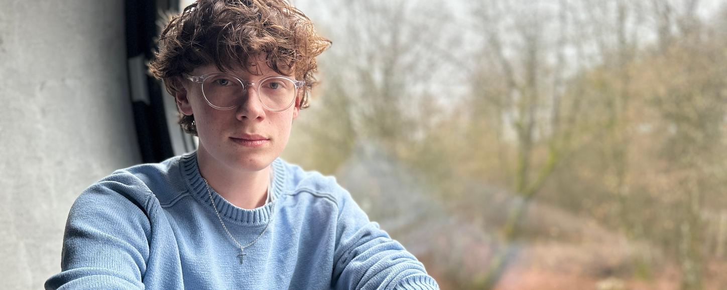 Arnim Lorentz sitzend