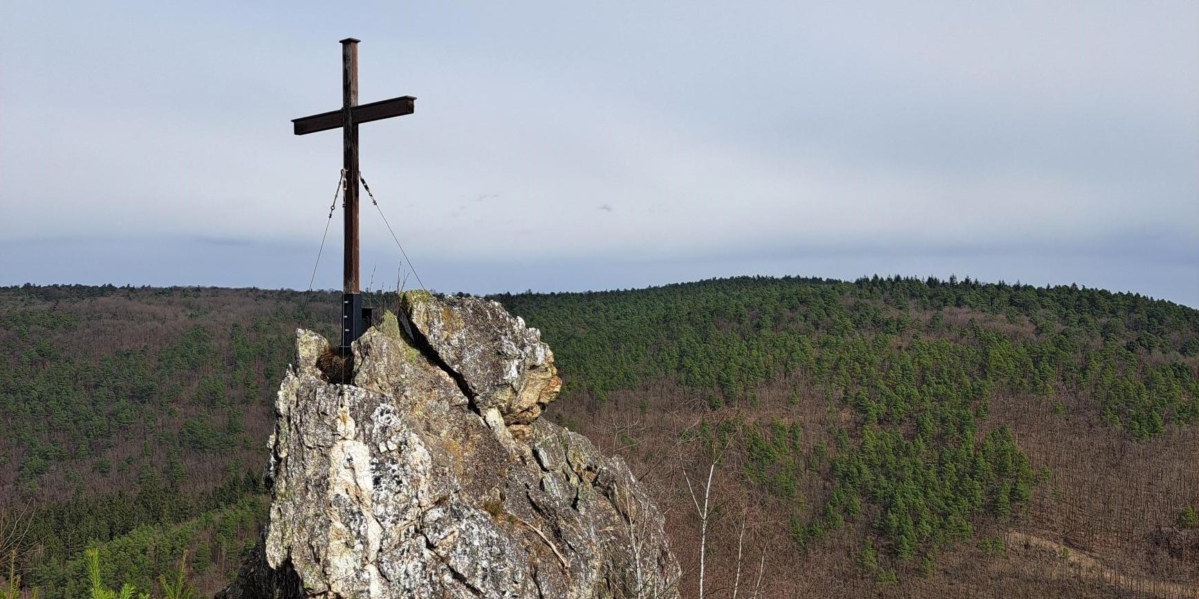Auch ein Gipfelkreuz lag auf der Strecke des Angebots 'Wandern Plus'.