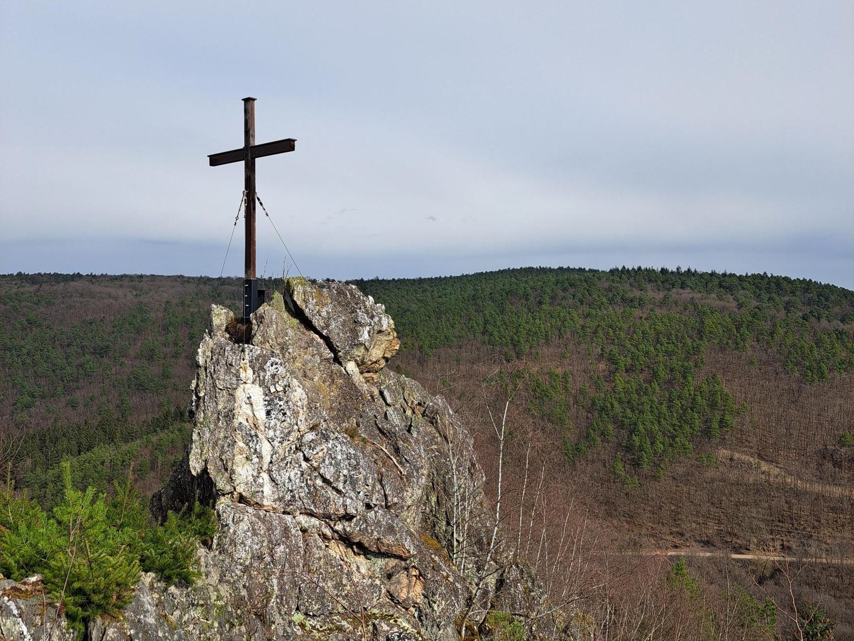 Auch ein Gipfelkreuz lag auf der Strecke des Angebots 'Wandern Plus'.
