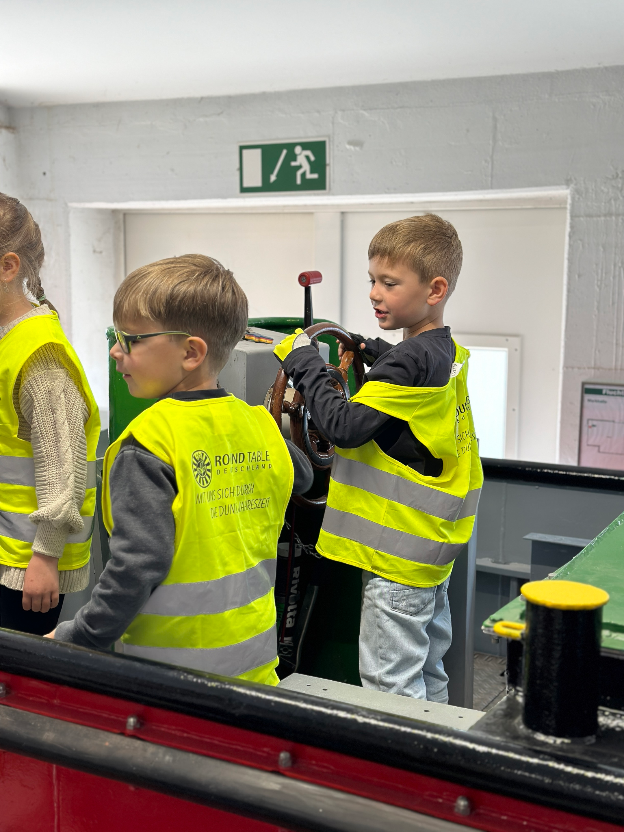 Für die Vorschulkinder der Kita St. Beatus gab es bei den 'Wasserbauern' in Koblenz viel zu entdecken.