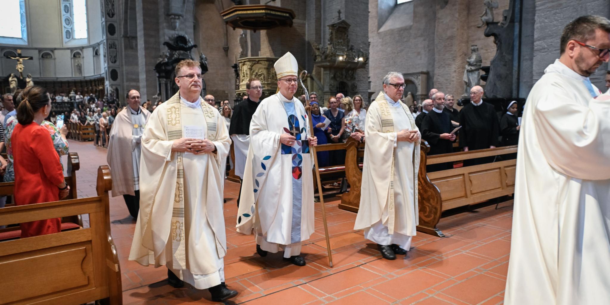 Pontifikalamt im Trierer Dom zum BBT-Jubiläumsfest