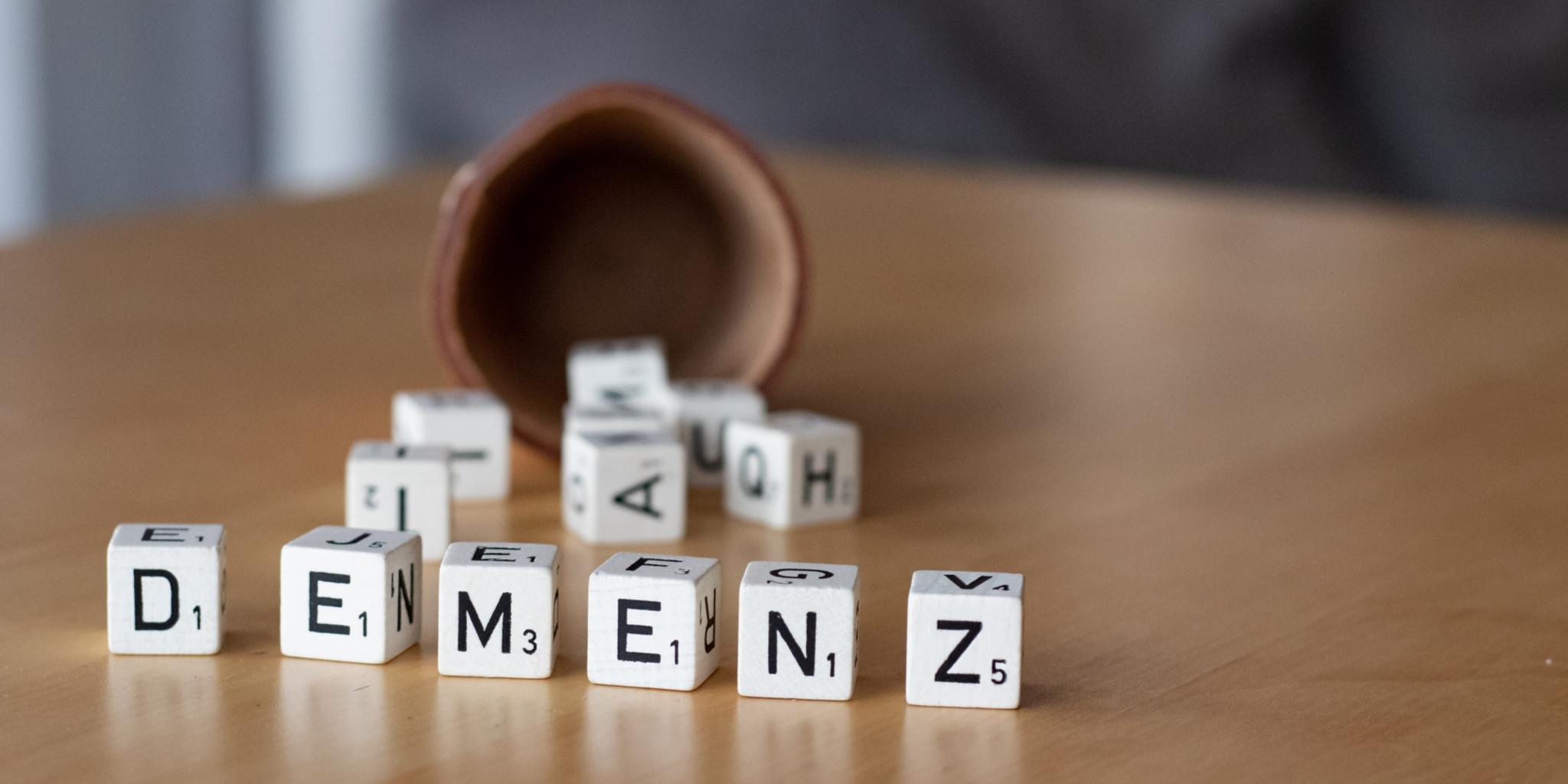 Ein neues Projekt soll die Versorgung Demenzkranker in Krankenhäusern verbessern.