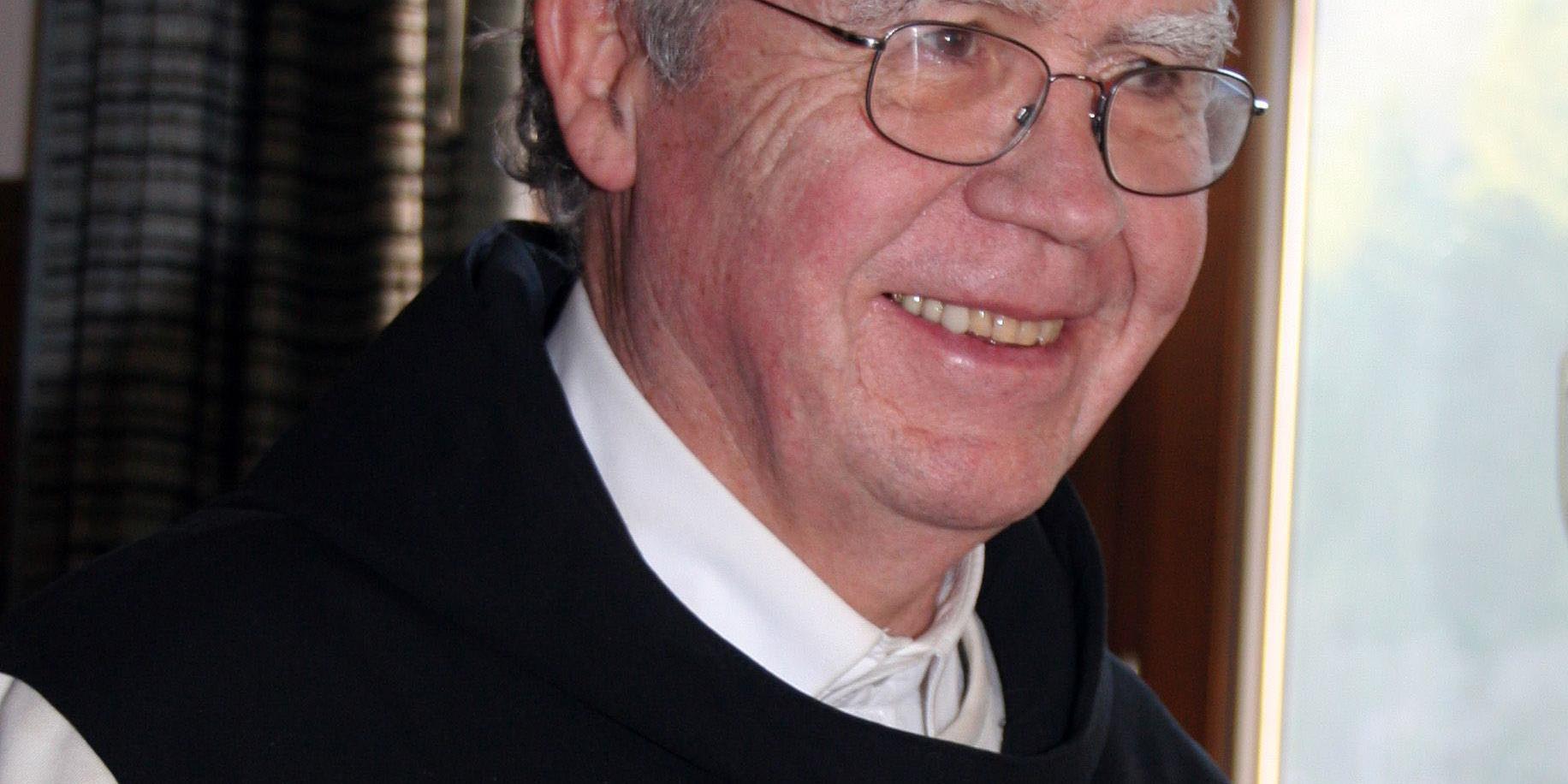 lächelnder Altabt Bruno Fromme