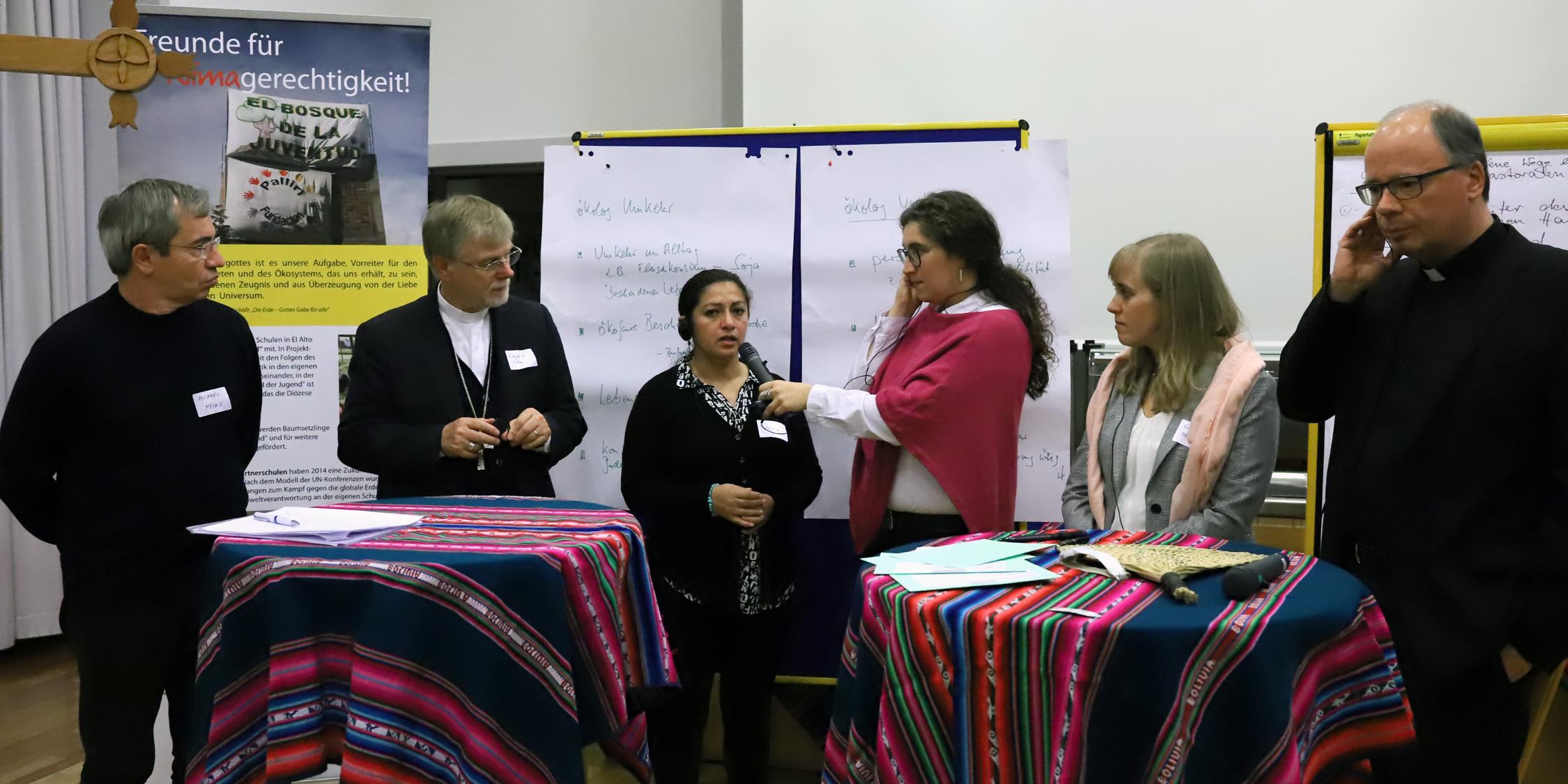 Podiumsdiskussion zum Thema