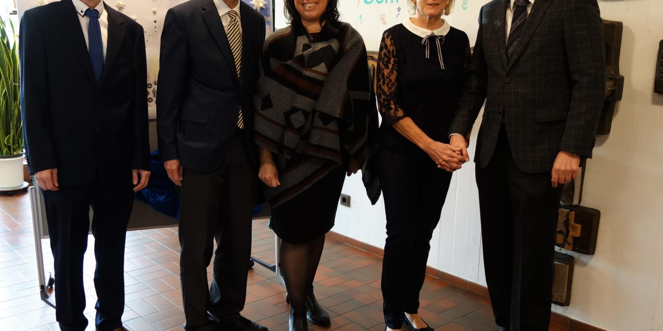 Die Teilnehmenden aus dem Bistum Trier: Andreas Haan aus Schmelz (links), Matthias und Vanessa aus Gondershausen (Mitte) und Ursula mit Joachim Dennhart aus Hungenroth.