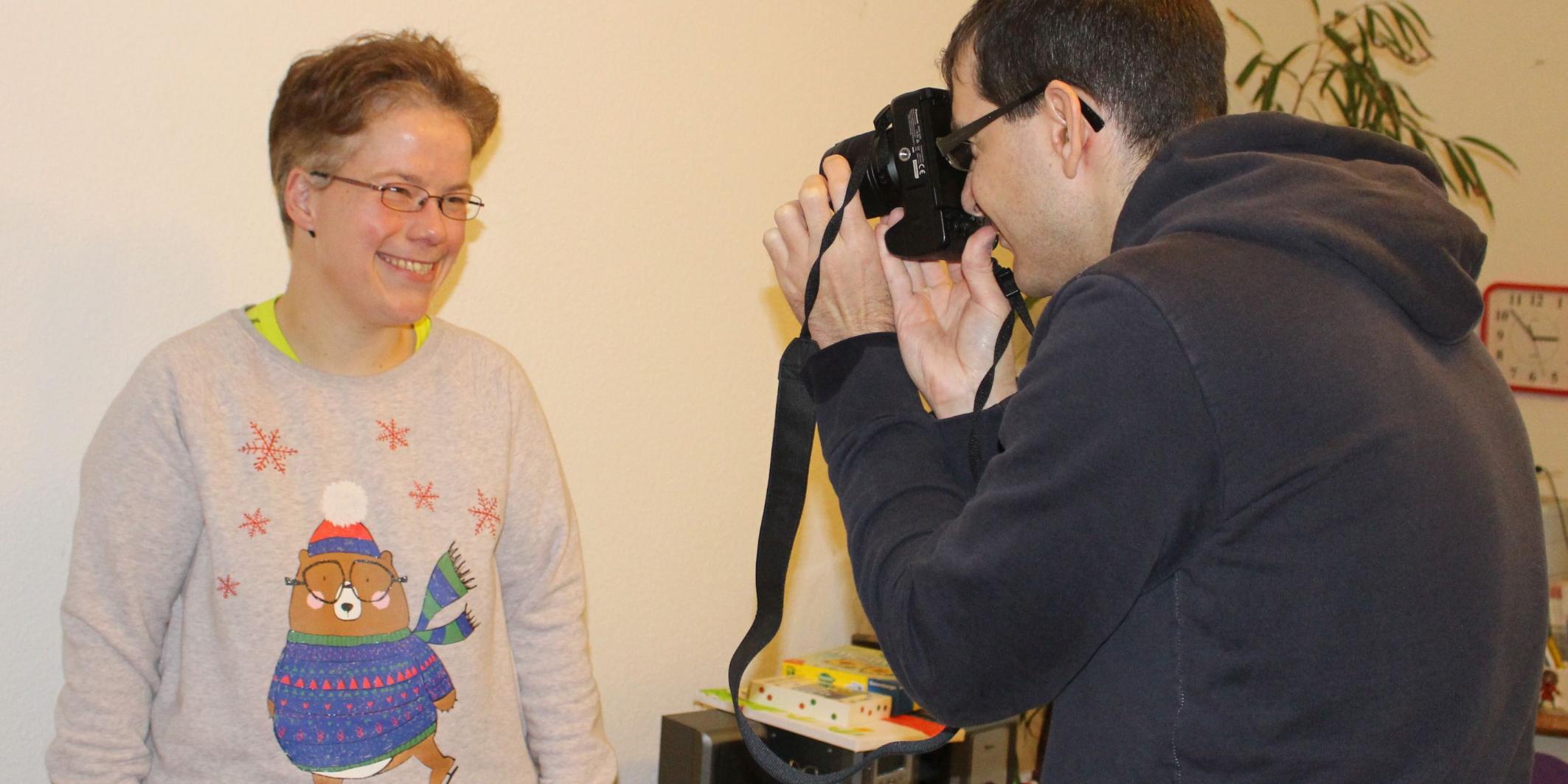 Professionelle Arbeit mit viele Freude hinter den Kulissen.