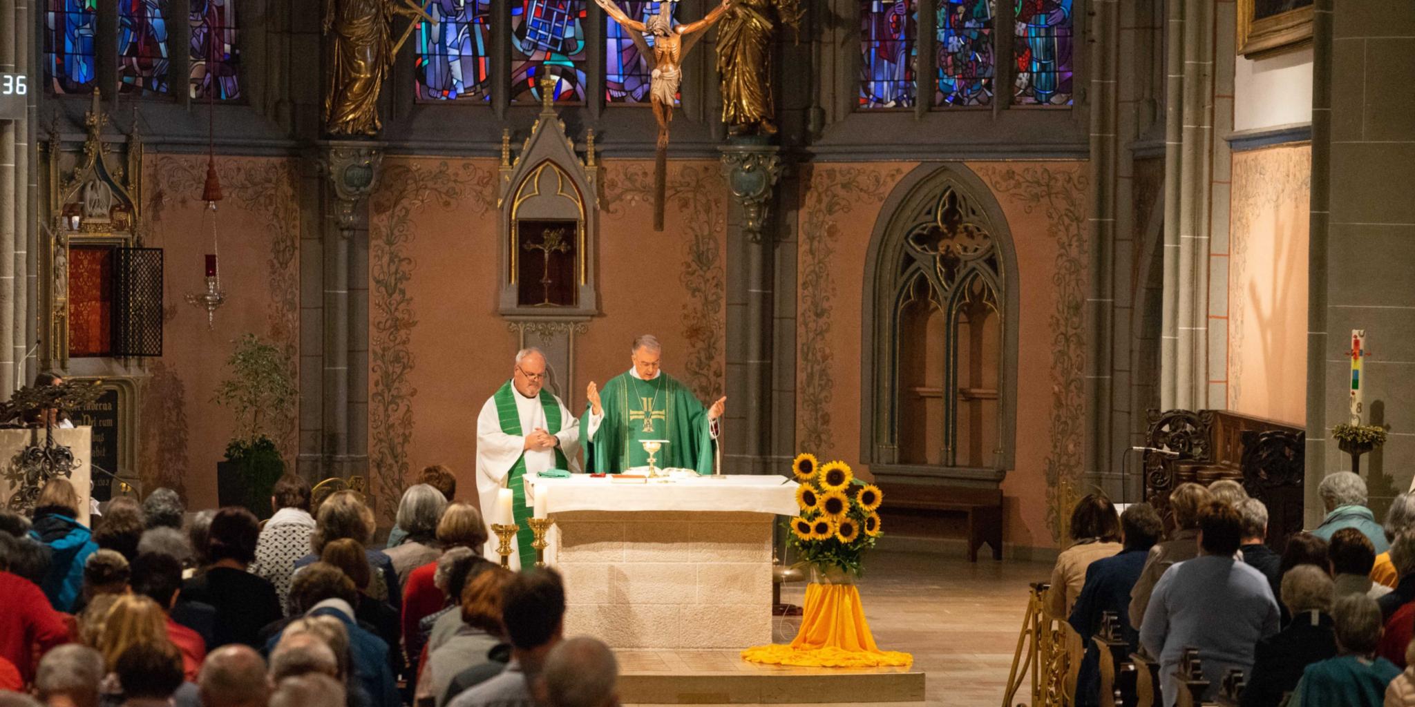 Weihbischof Peters beim Abschlussgottesdienst