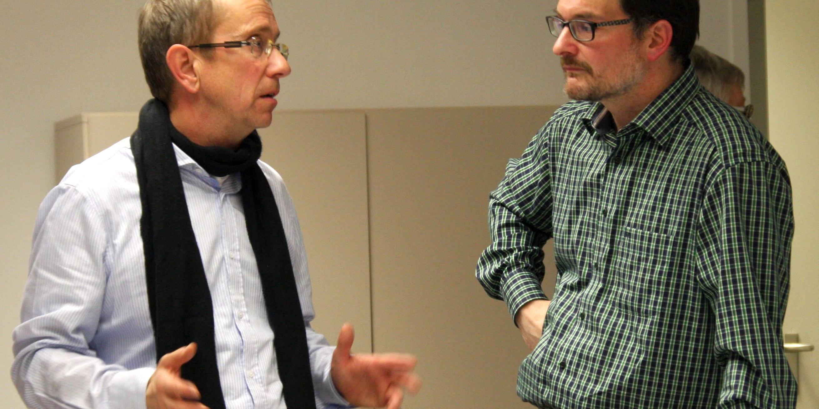Dechant Clemens Kiefer (li.) und Referent Christian Heckmann (re.) bei dem Dekanatsforum zur Synode im Bistum Trier.