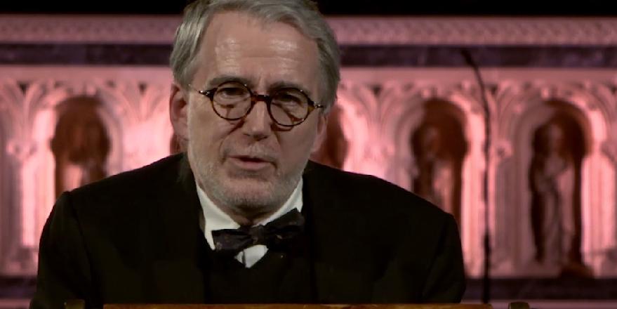 Professor Henn ist Humangenetiker und Ethikratsmitglied. Im DomWort appelliert er an die Eigenverantwortung der Menschen in der Pandemie.