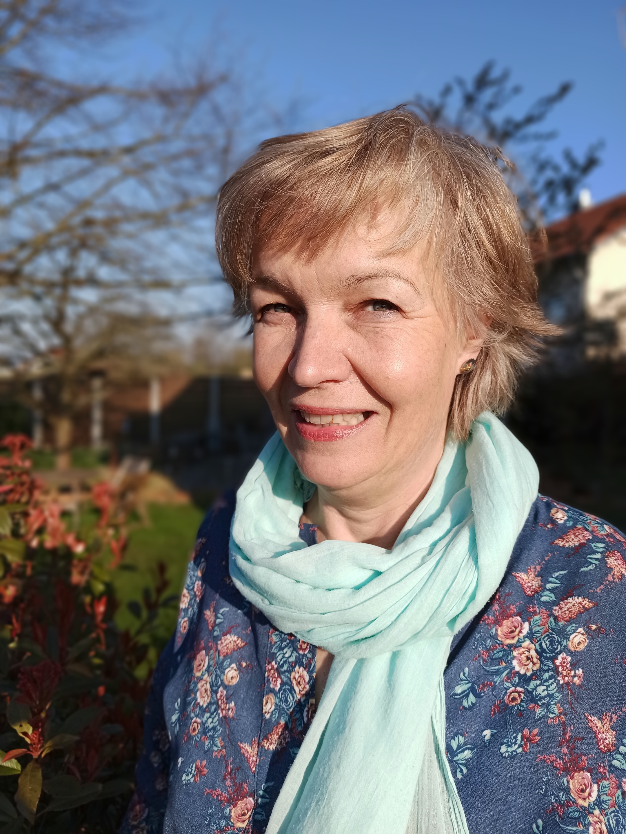 Dorothea Klesen hält im Seniorenheim Wortgottesdienste - und seit einem Jahr Beerdigungen. Foto: privat