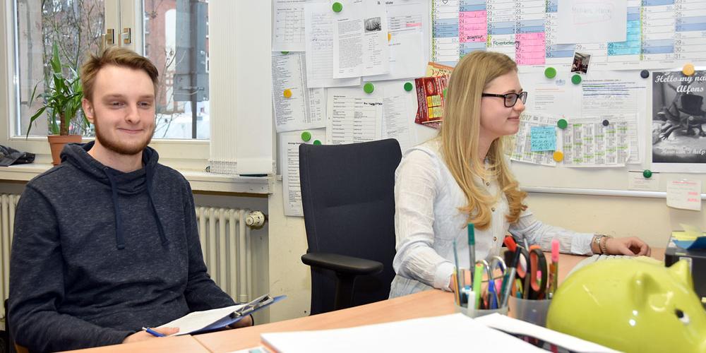 Machen ein Freiwilliges Soziales Jahr im Grünen Haus in Völklingen: Simon (22) und Patricia (19).