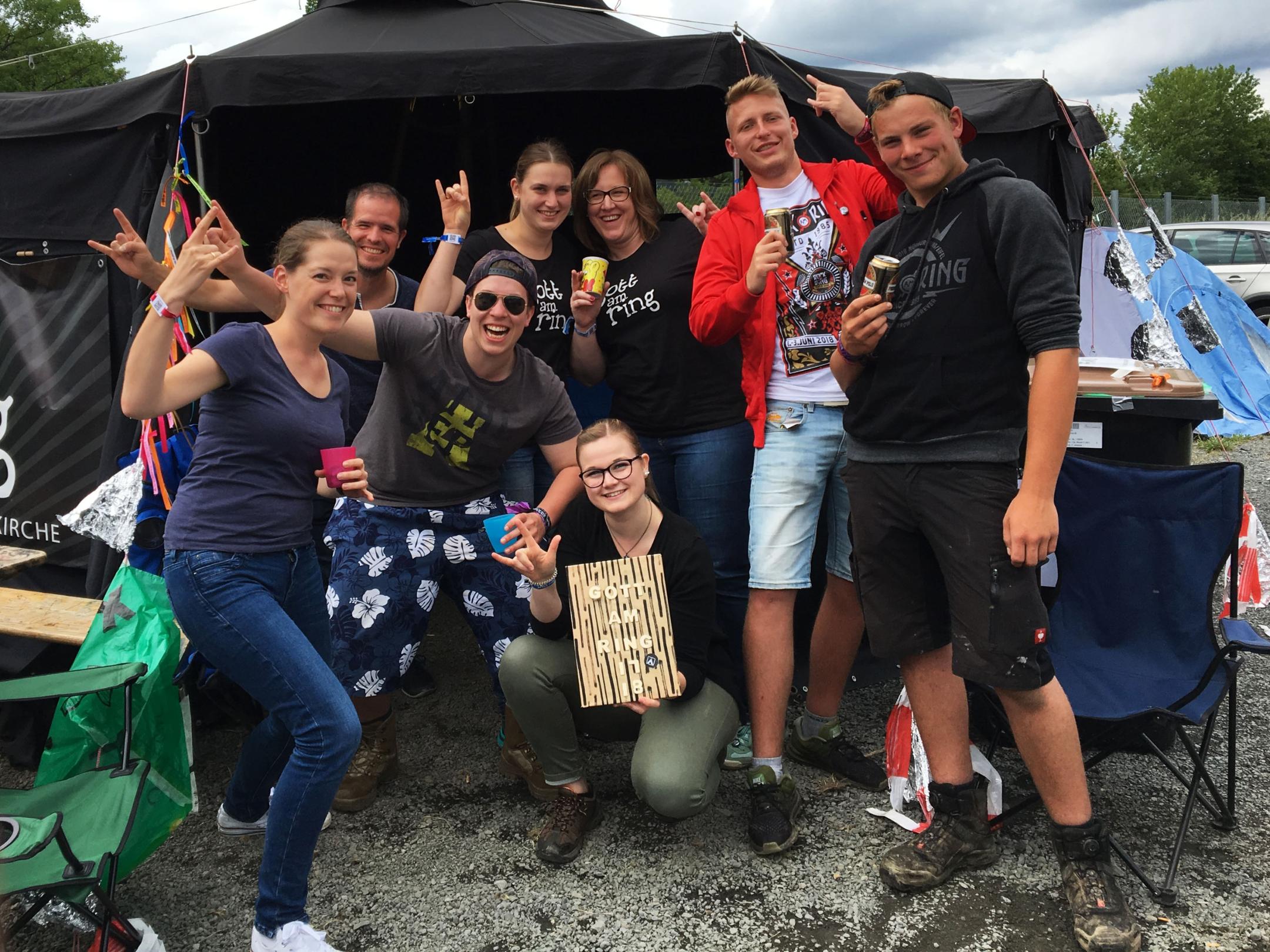 Immer da für ein trockenes Plätzchen, eine warme Tasse Kaffee und ein offenes Ohr: das Team von Gott am Ring.