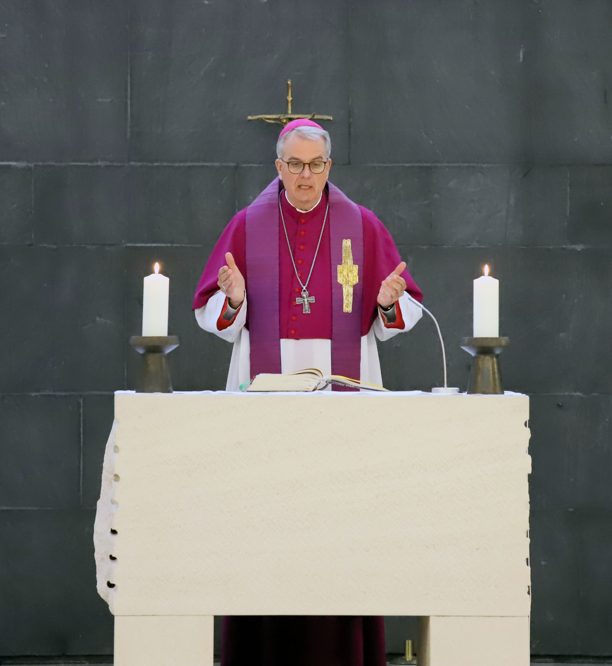 Weihbischof Jörg Michael Peters