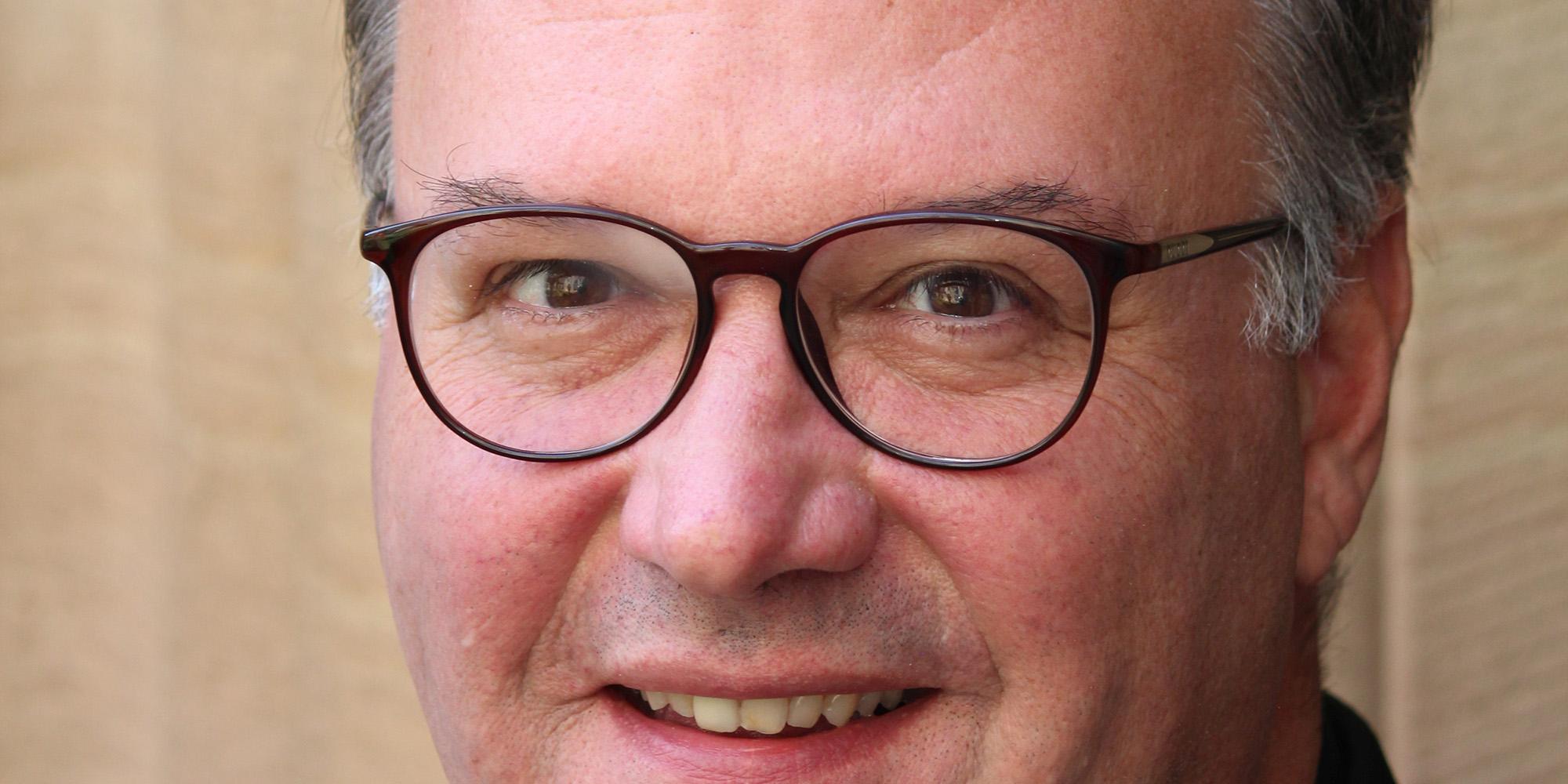 Dr. Hans Günther Ullrich ist Bischöflicher Beauftragter für die Aktion Arbeit.