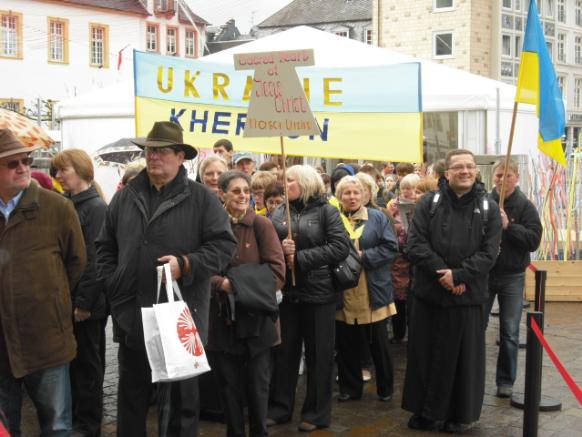 Ukrainer aus Kherson kamen 2012 zur Heilig-Rock-Wallfahrt nach Trier. Foto: Müller