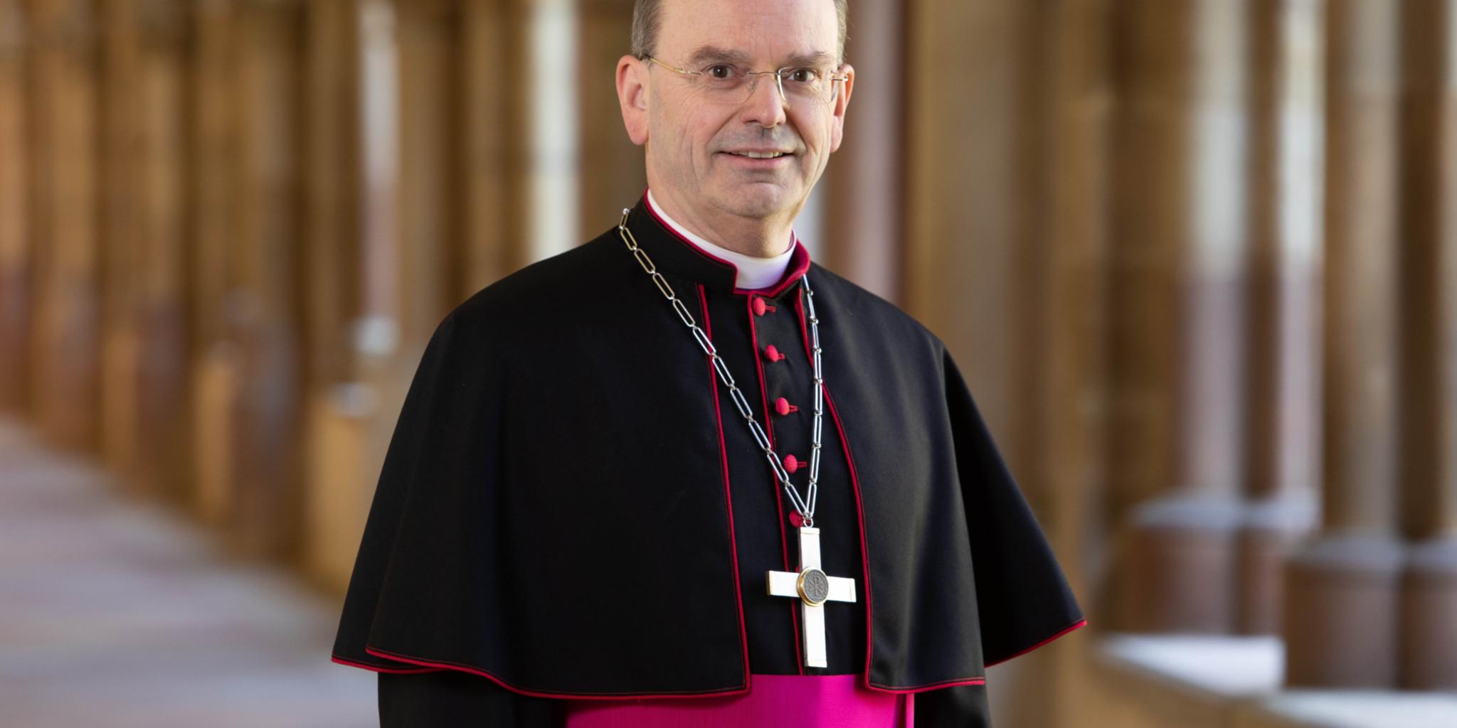 Weihbischof Robert Brahm