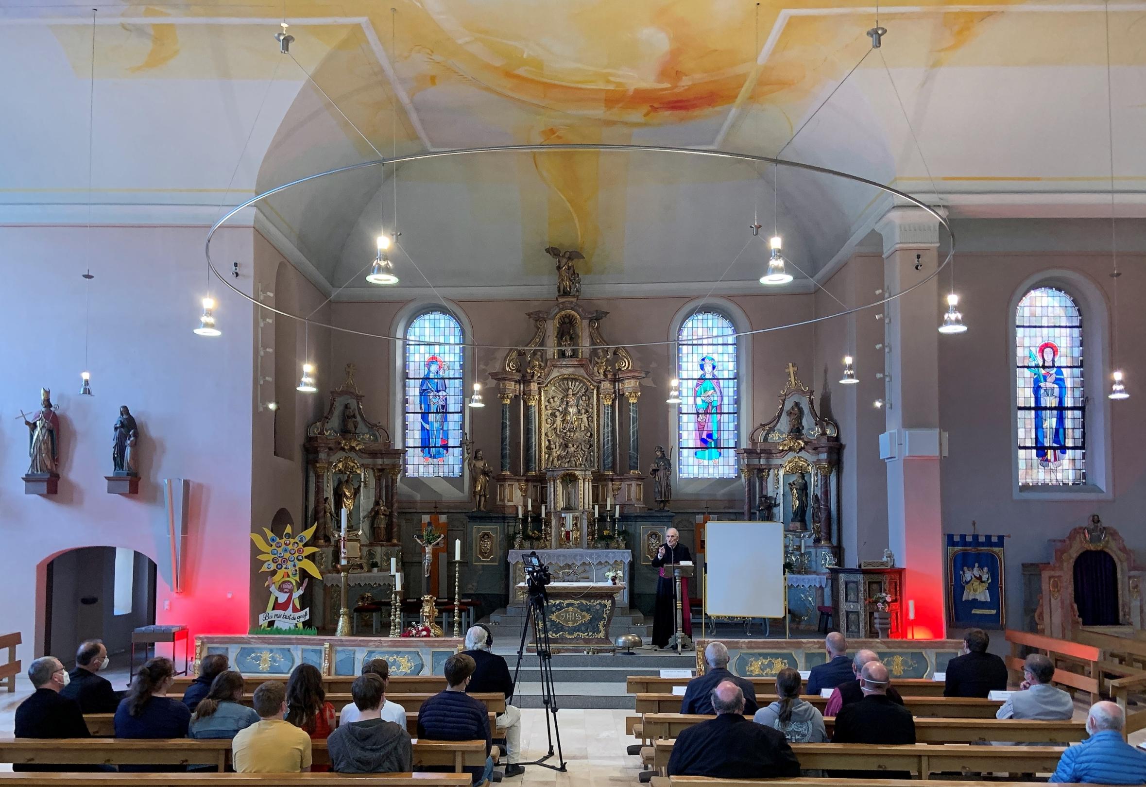 Blick in die Pfarrkirche St. Johannes der Täufer in Waxweiler (Foto: Michael Fischer)