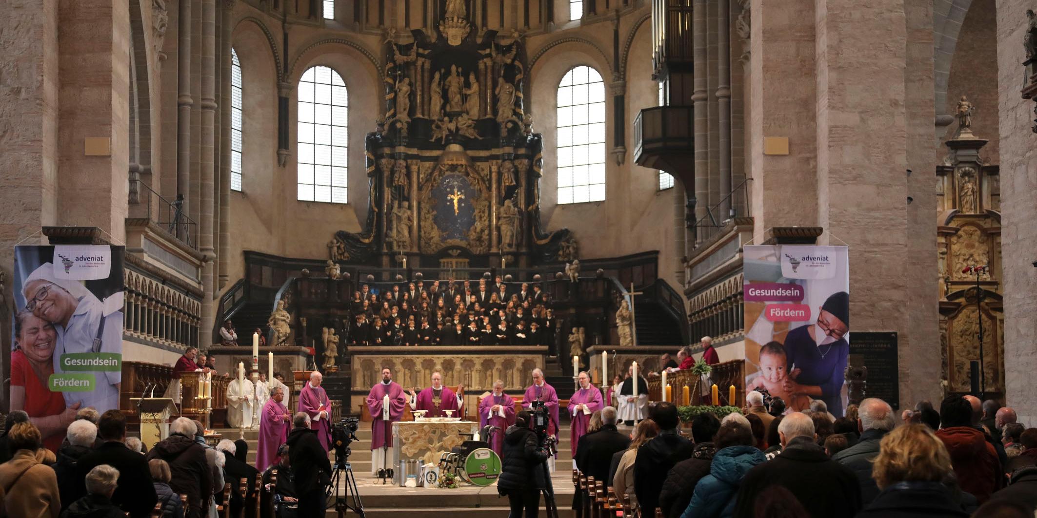 Die Adveniat-Weihnachtsaktion wurde mit einem Gottesdienst im Dom eröffnet (Fotos: Helmut Thewalt)