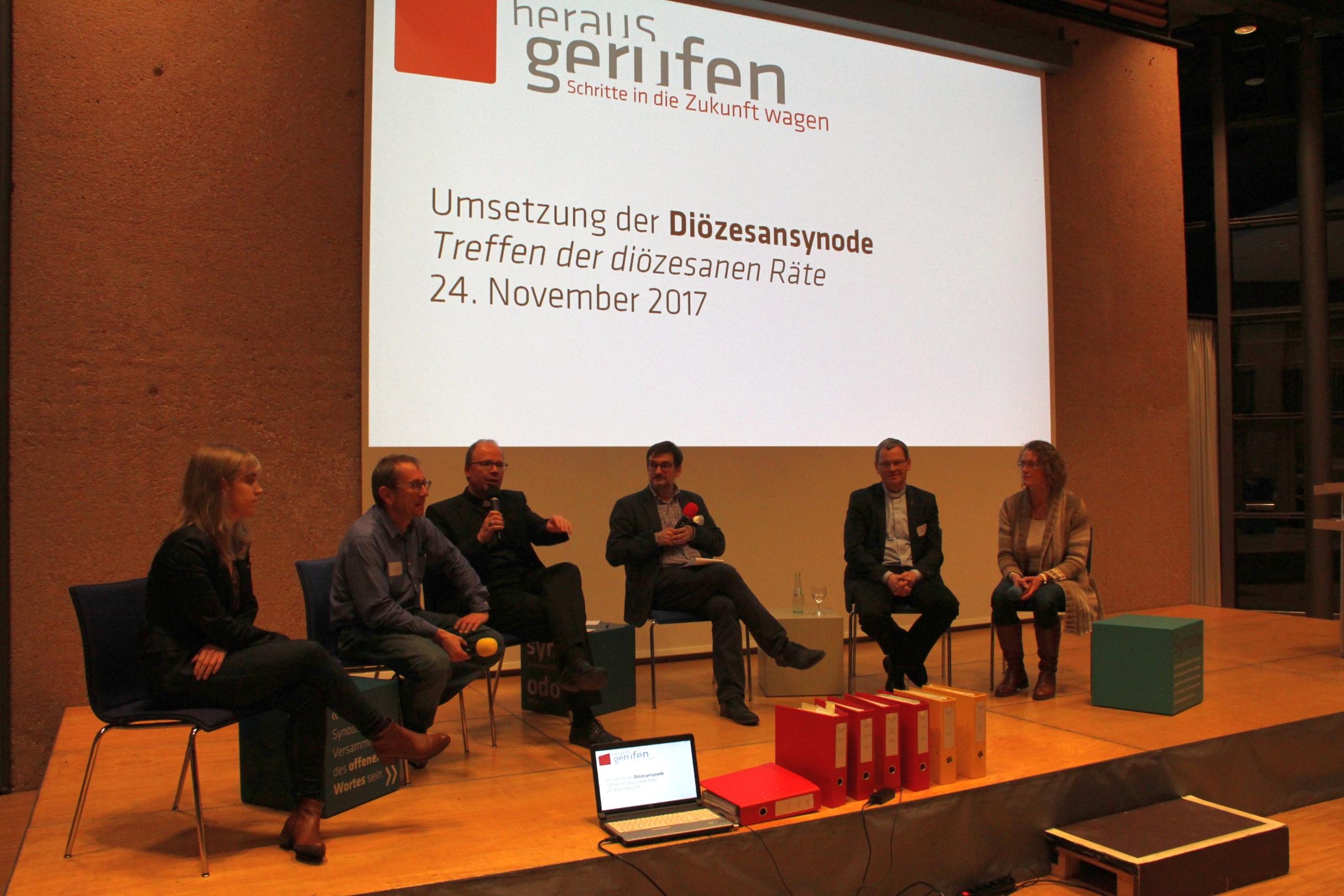 Podiums-Gespräch beim Räte-Treffen