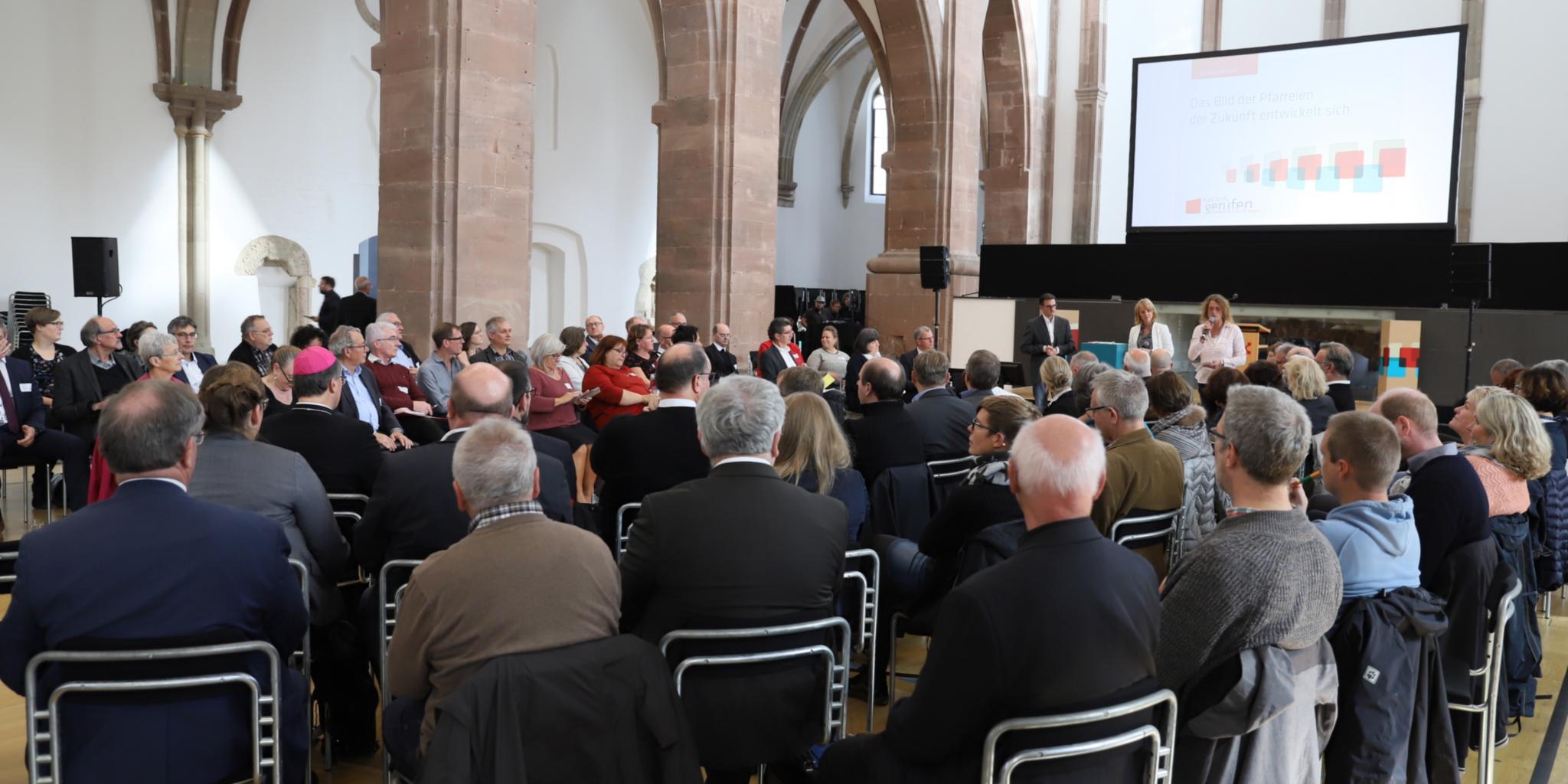 Blick ins Plenum