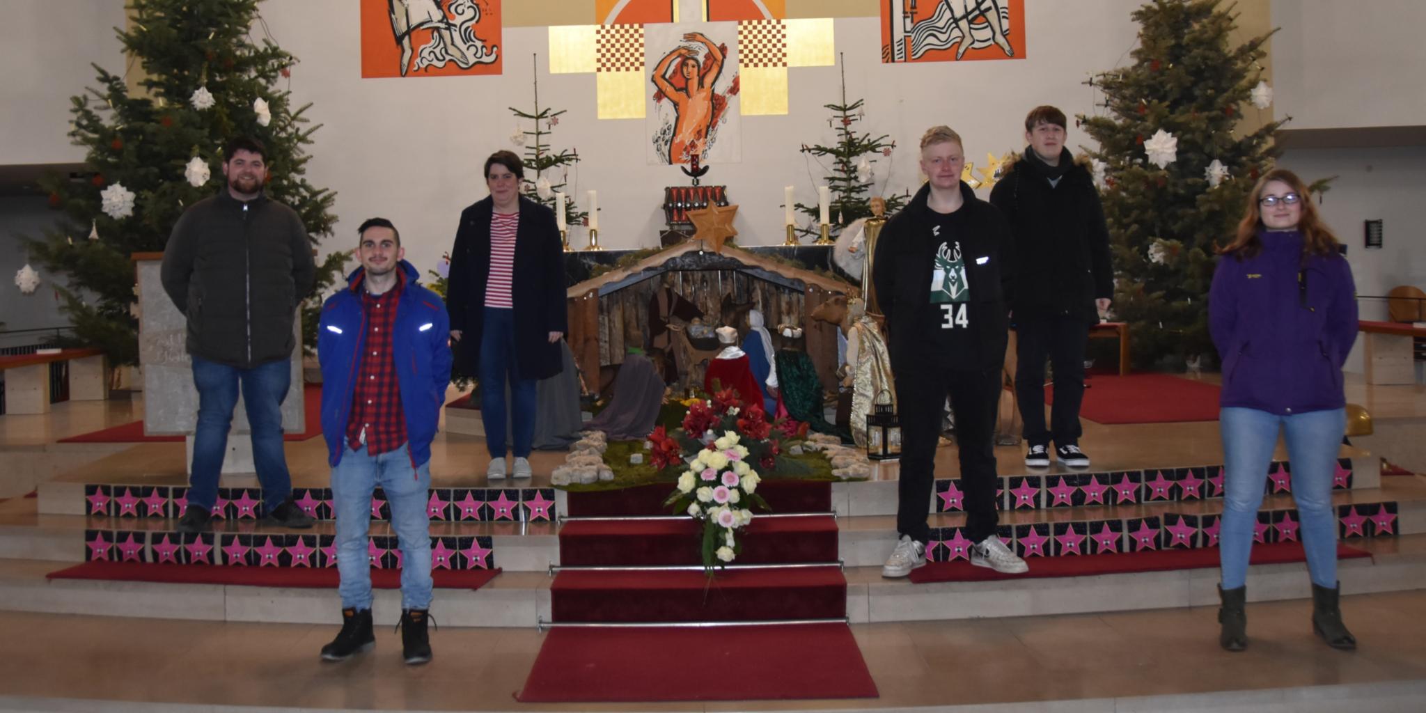 Sie kandidieren für den Pfarrgemeinderat von St. Wolfram Wadgassen: Erik Martin, Christian Grünnagel, Anke Martin, Jakob Sturm, Noah Färber und Stephanie Bay (von links). Foto: Ute Kirch