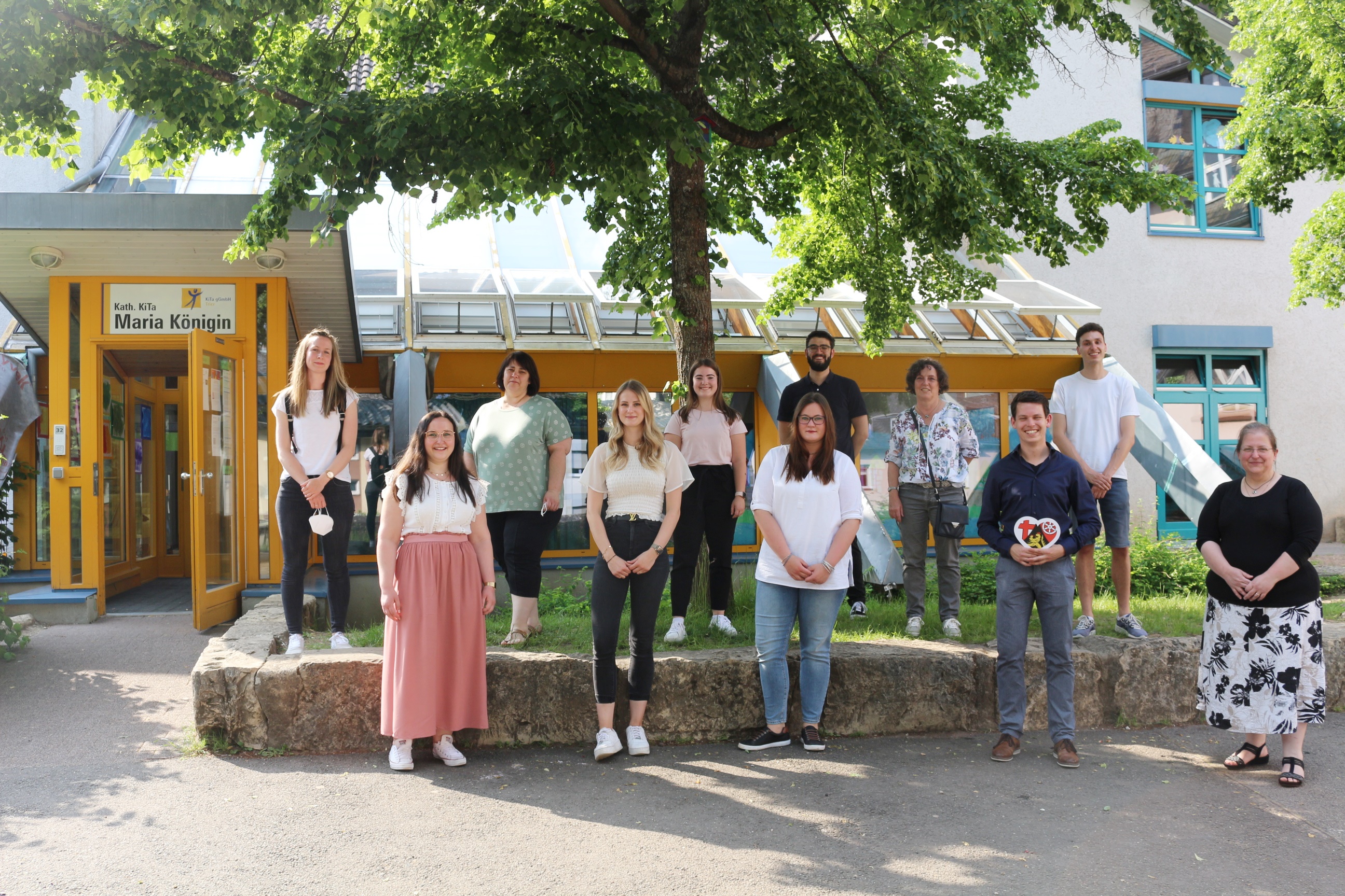 Das Team der Kita Maria Königin mit Standortleiter Christian Kunz