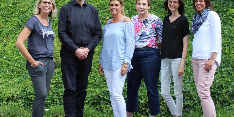 Das Steuerungsteam: Eva Dech, Pfarrer Peter Strauch, Kita-Leitung Nicole Hümmerich, Pastoralreferentin Elisabeth Beiling, Nina Maurer und Erzieherin Sabrina Storz (v. links).