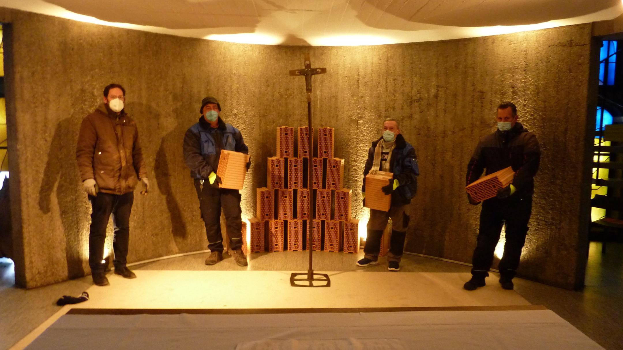 Die Klagemauer: Die hier gesammelten Klagen werden in den Gottesdiensten am 5. und 19. März und 2. April vorgetragen. Foto: privat