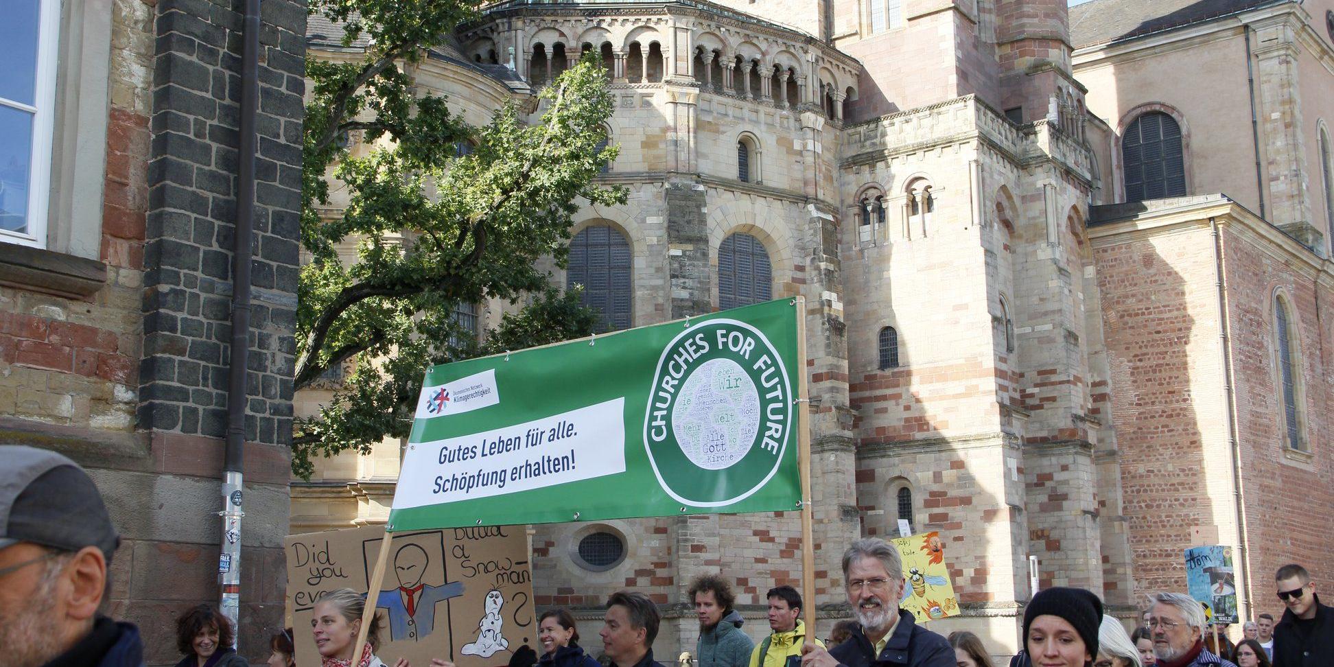 Churches for Future auf der 'Fridays for Future'-Demonstration im vergangenen September.