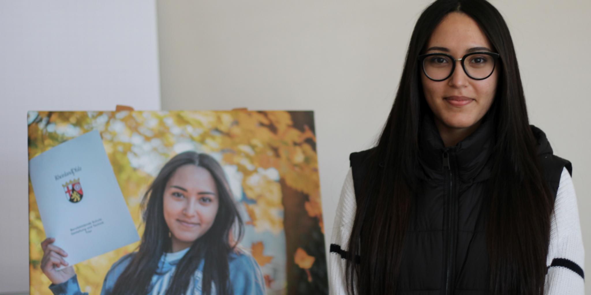 Lamyaa El Fadi ist eine von acht Teilnehmenden des Projekts 'Geschafft!' (Foto: Isabel Athmer/Bistum Trier)