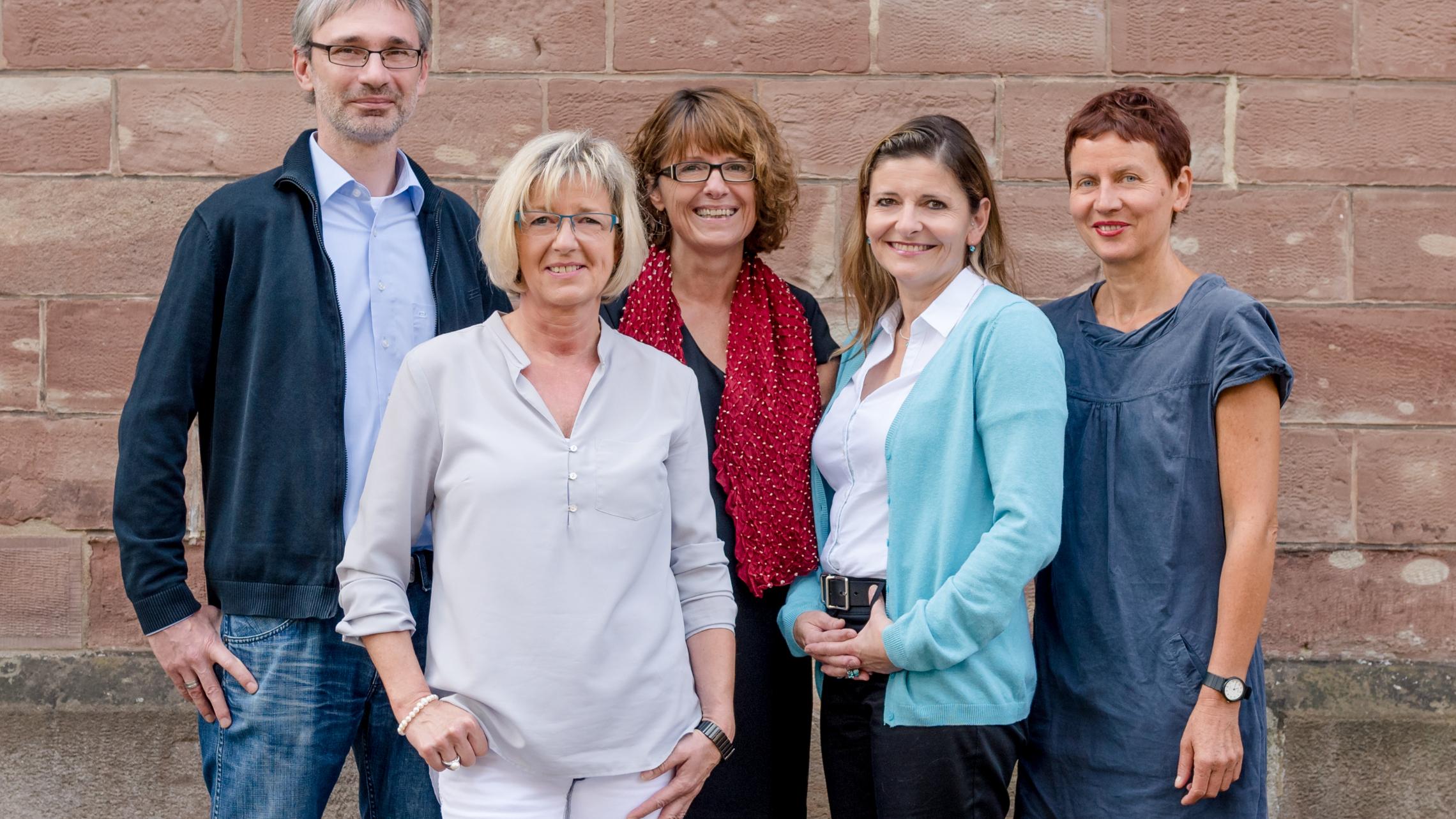 Das Team der Lebensberatung Lebach: Alexander Penth, Christel Blum, Martina Grosch, Natascha Kuhlmann, Stefanie Kilian (vlnr). Foto: Lebensberatung Lebach