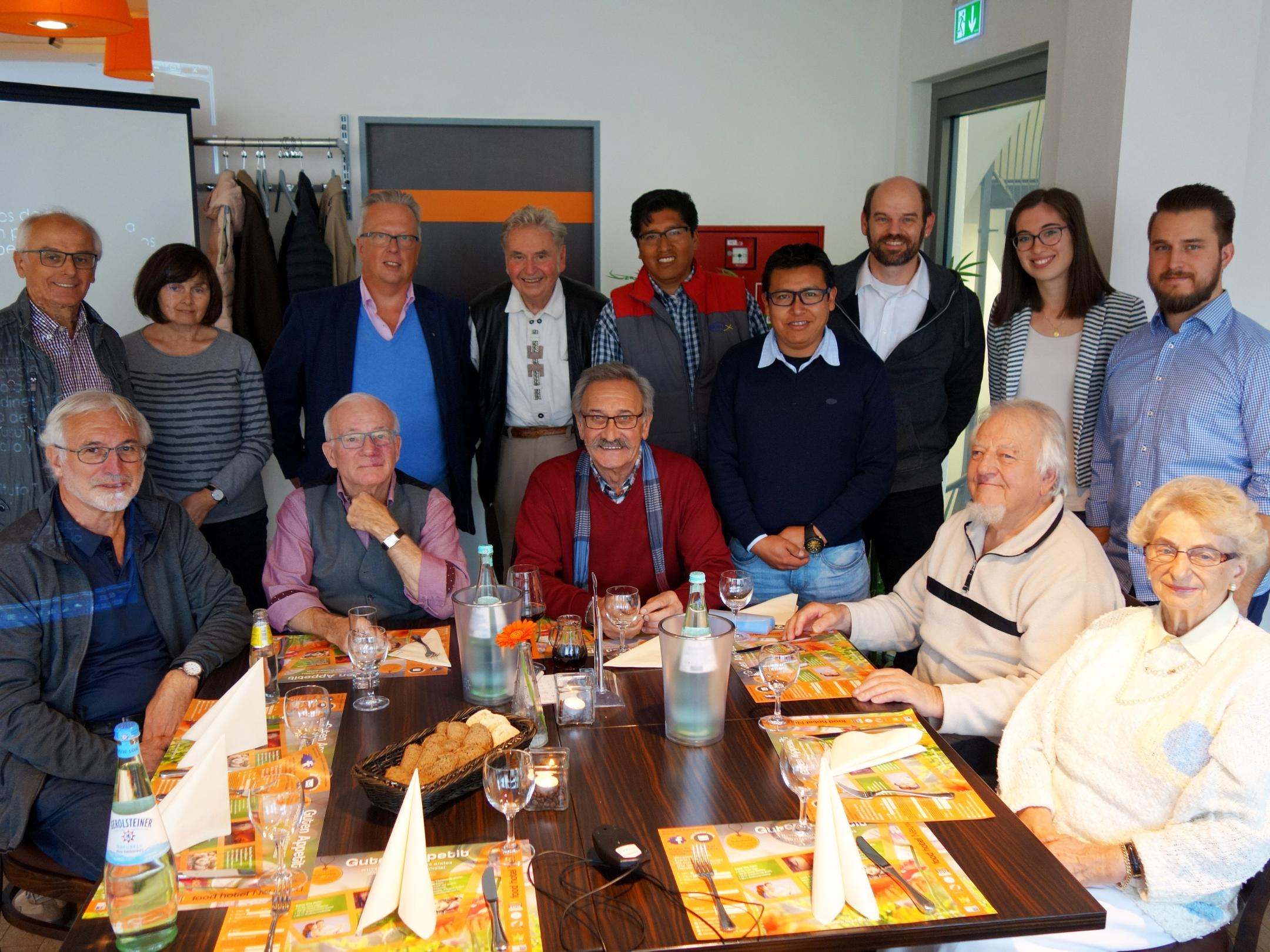 Bolivianische Gäste und interessierte Zuhörer bei der Lunch Lecture in Neuwied