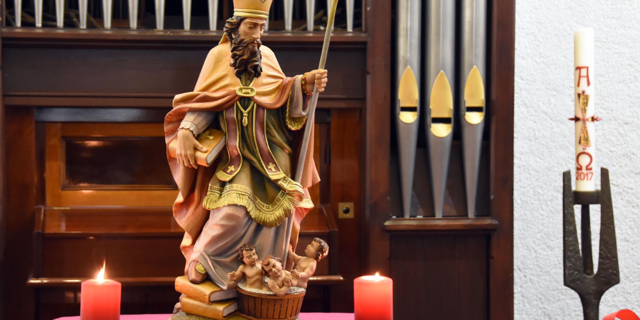 Die Statue des Heiligen Nikolaus für die neue Kinderstation des CaritasKlinikums in Saarbrücken.