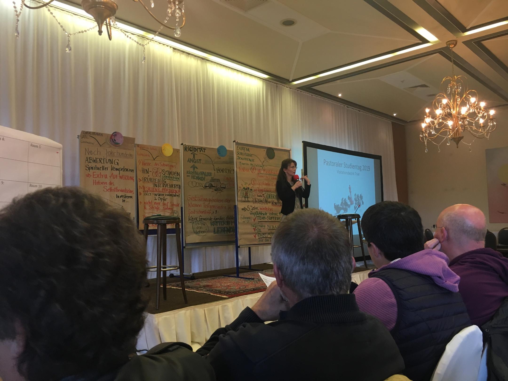 Monika Oboth, Coach und Mediatorin