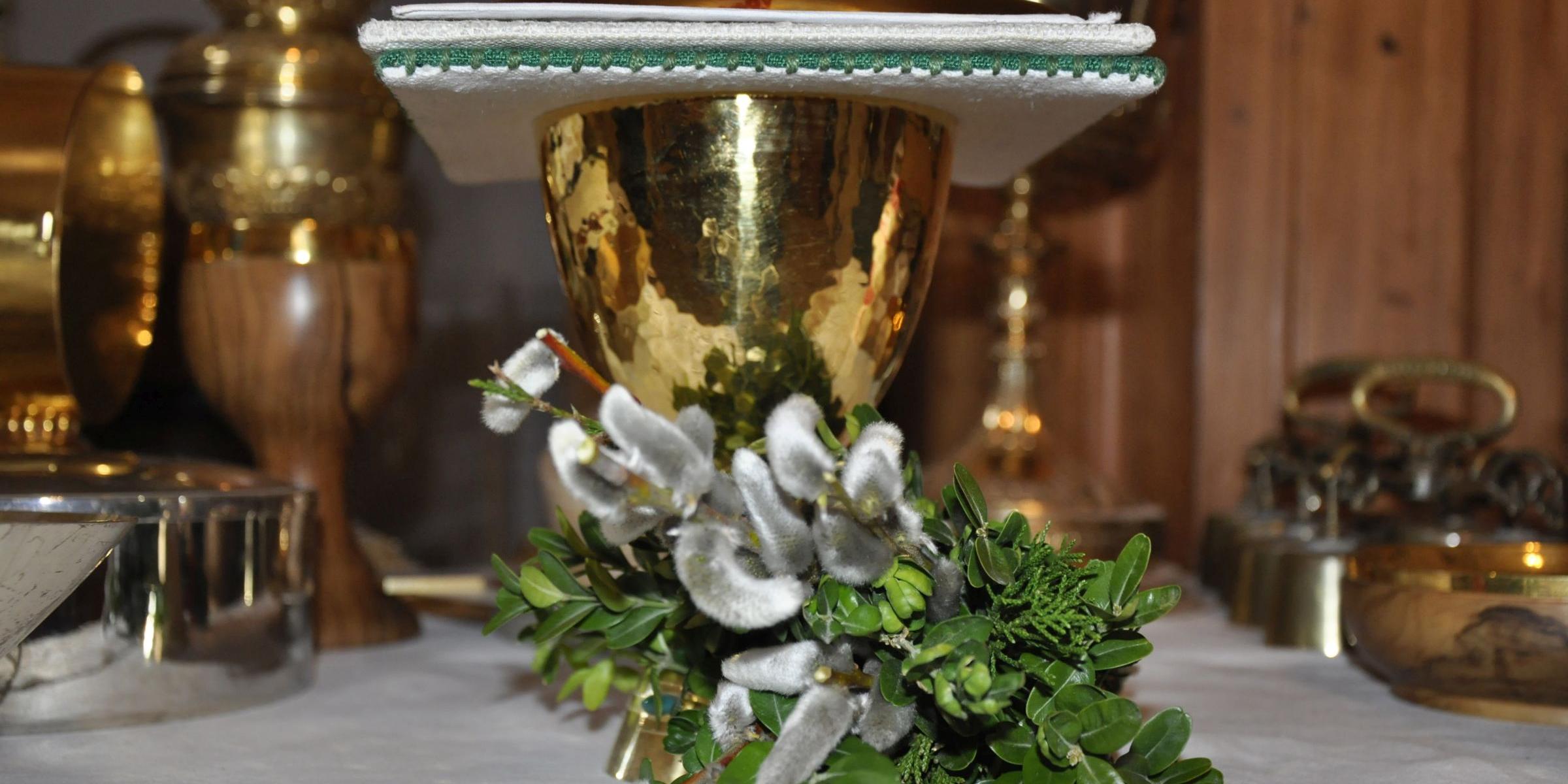 In diesem Jahr finden die Eröffnung, die traditionelle Segnung der Palmzweige Foto: Christine Limmer, Pfarrbriefservice.de