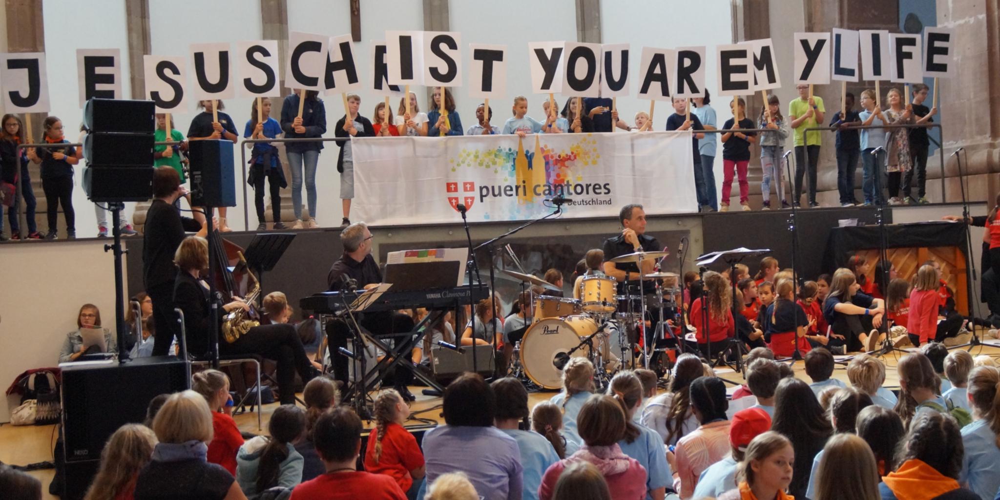 'Jesus Christ you are my life' ist das Motto des Tages
