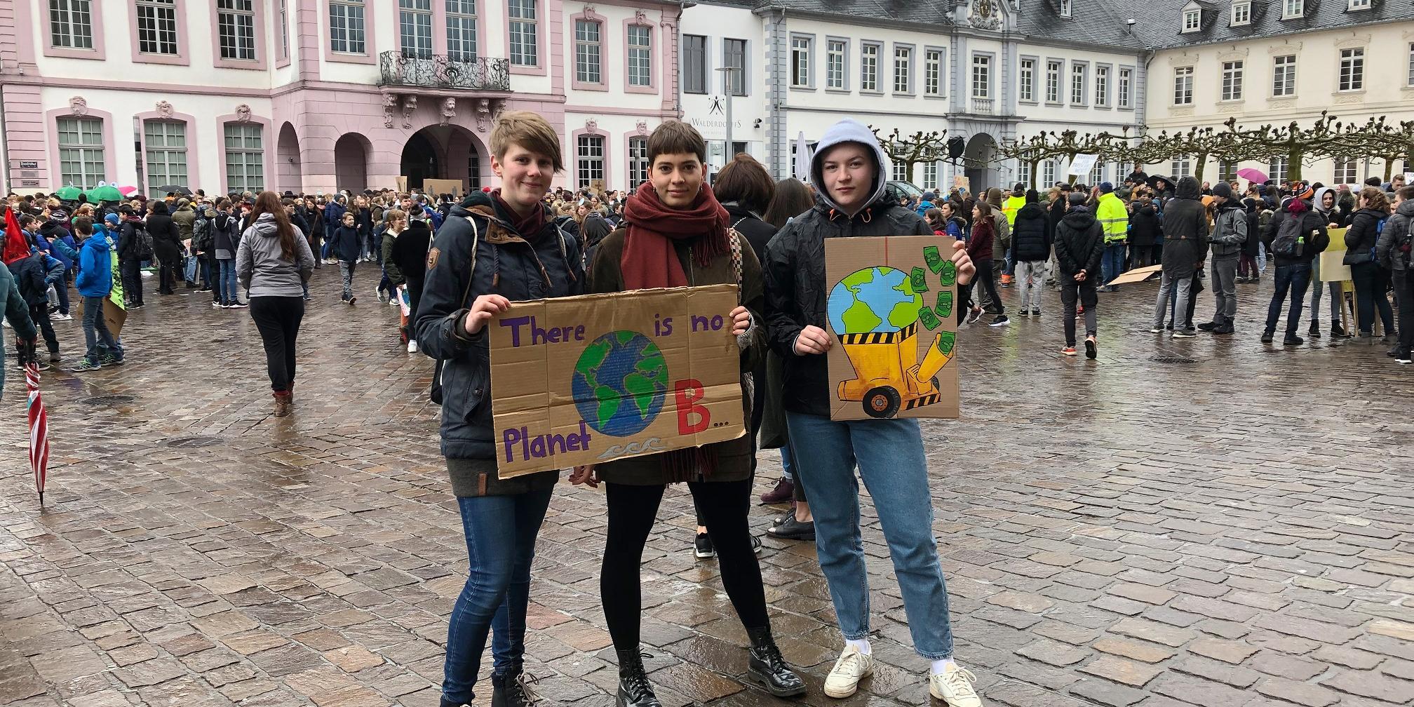 Esther Marx, Klara Werle und Anna Weißhuhn (vlnr.)