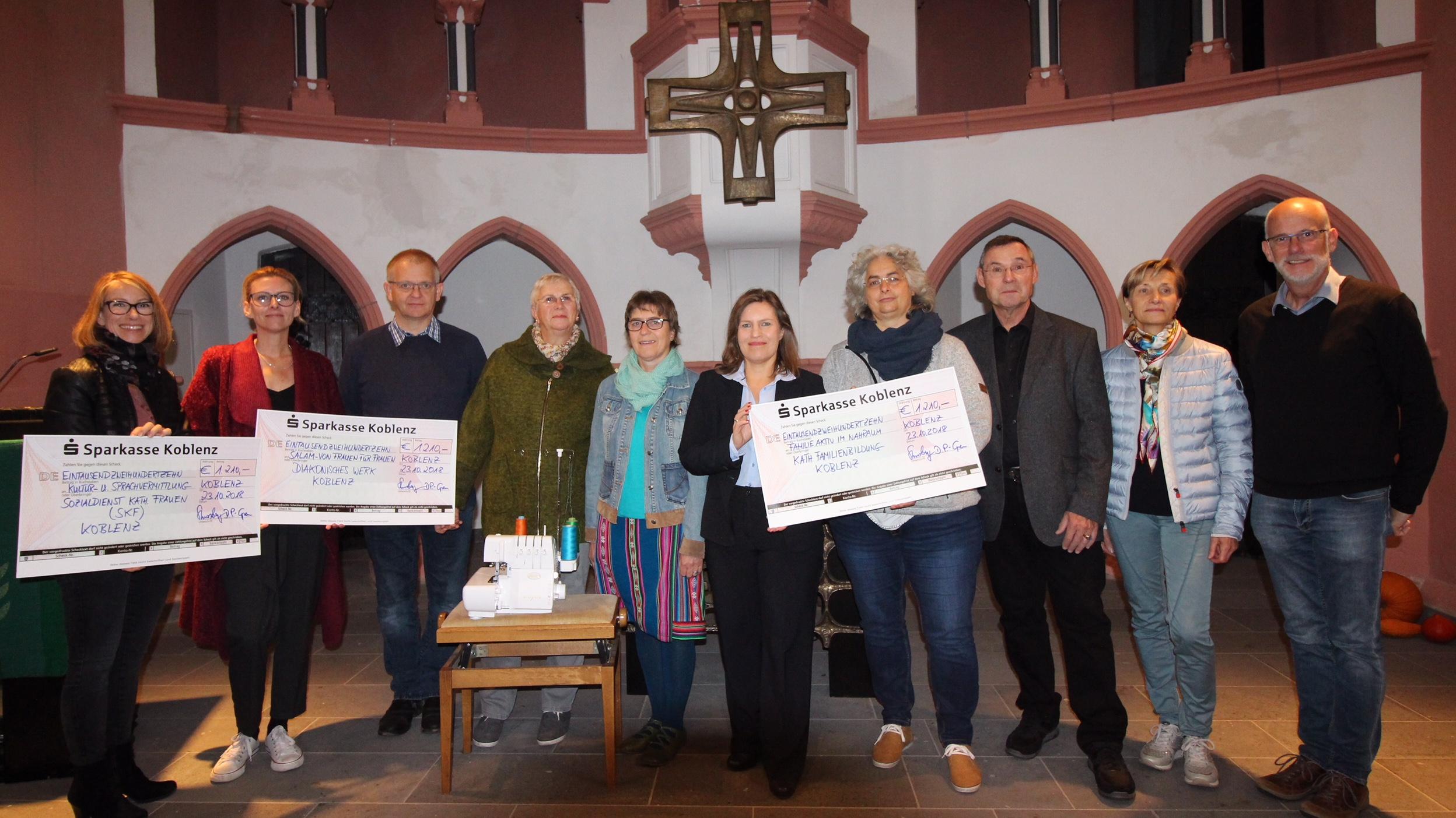 Bei der Spendenübergabe in der Pfaffendorfer Kirche trafen