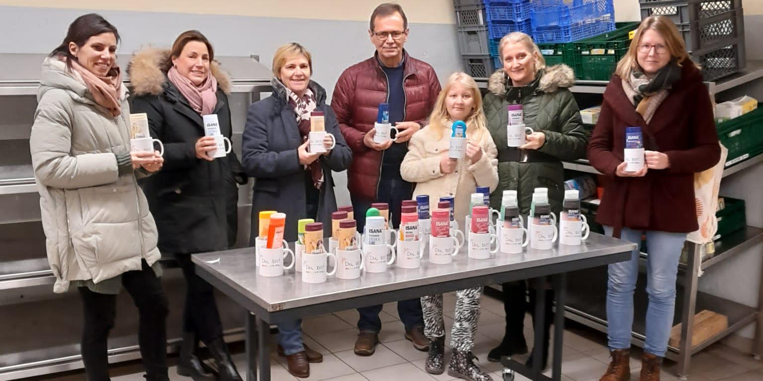 Spendenuebergabe Tafel SLS