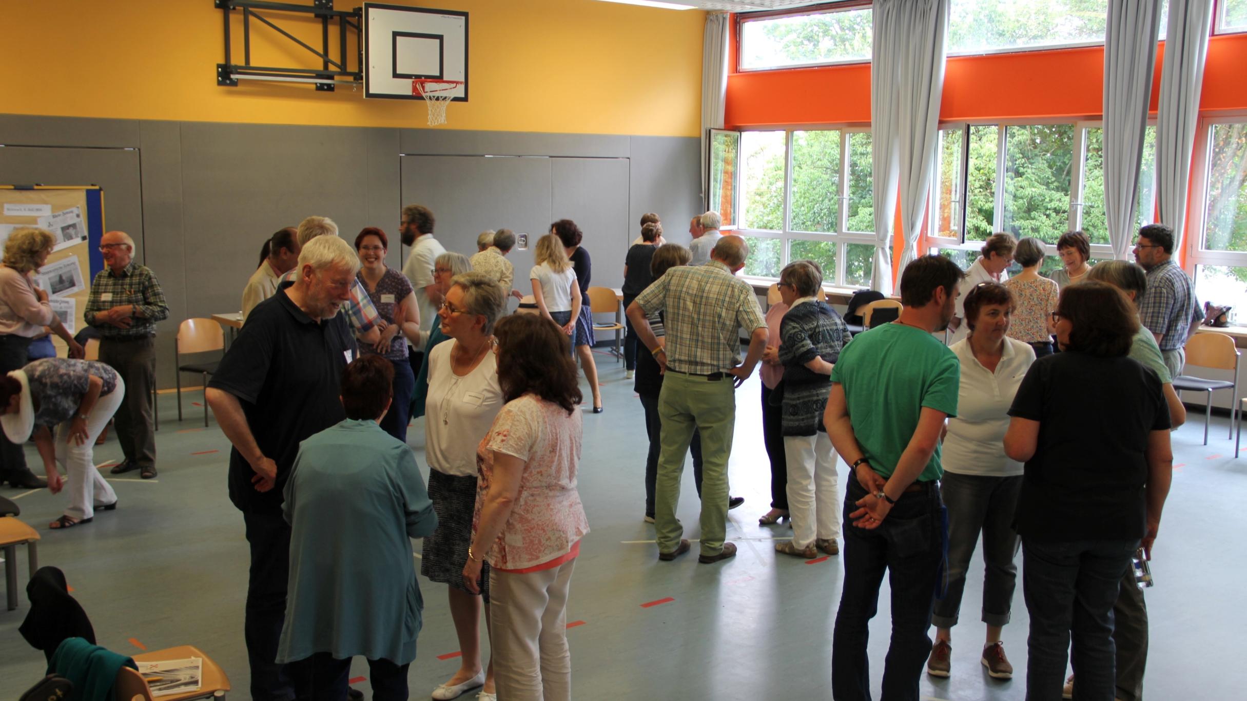 Interessierte beim 'Synoden-Wirkshop' in Koblenz